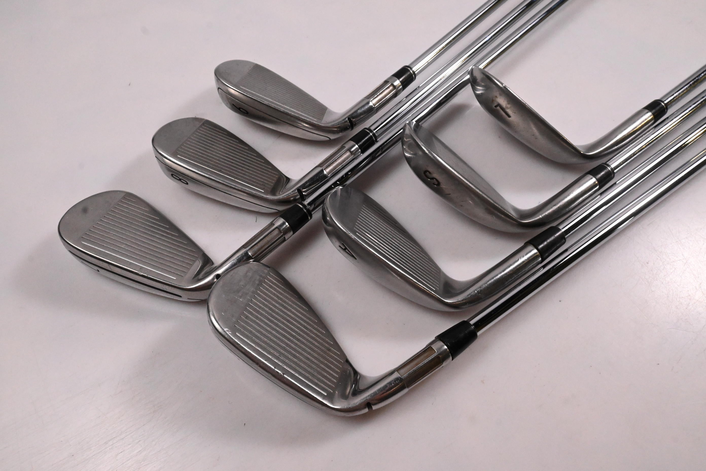 Taylormade M6 Irons / 7-PW+GW+SW+LW / Regular Flex XP 100 R300 Shafts