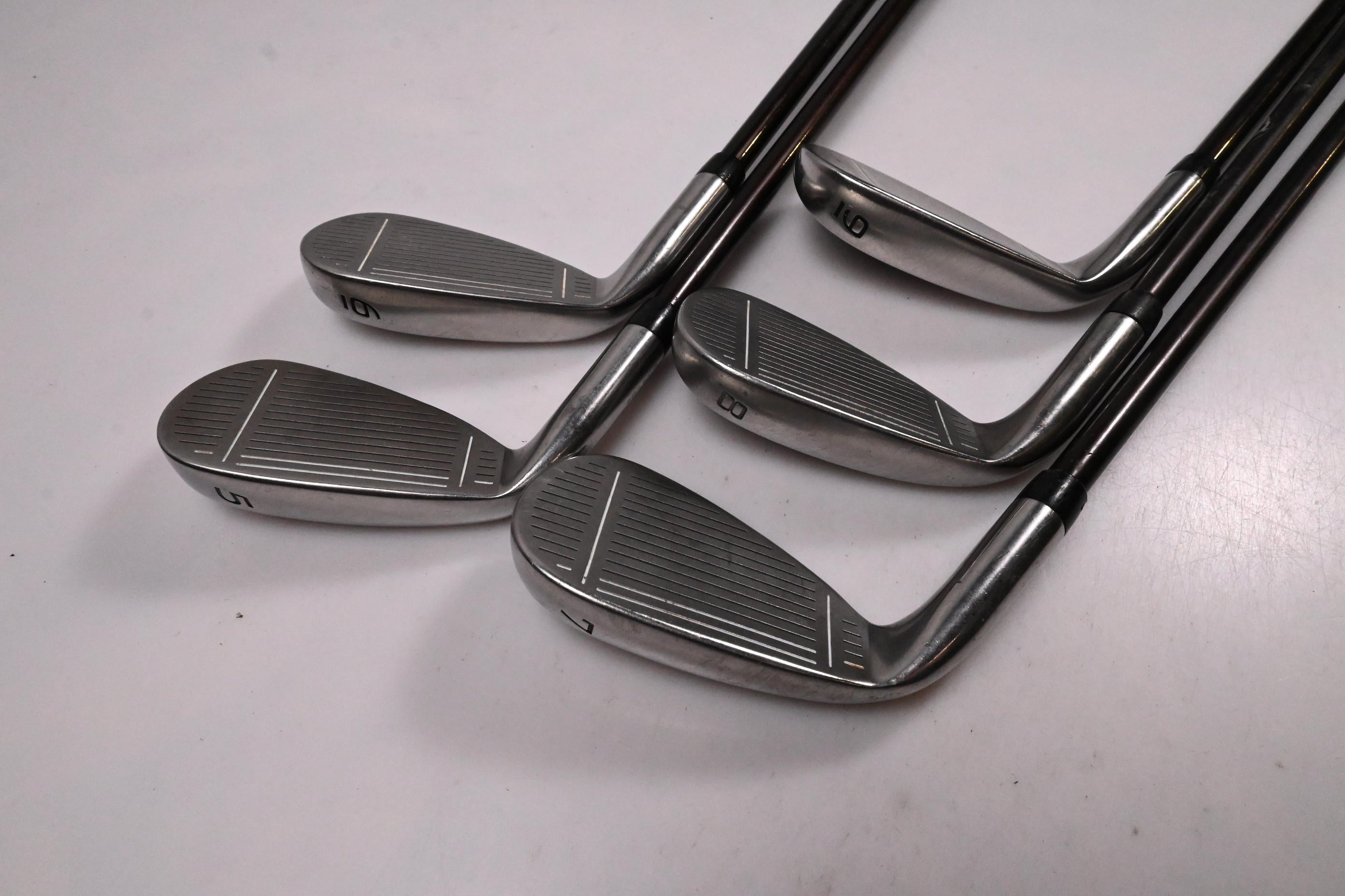 Taylormade Supersteel Irons / 5-9i / Regular Flex Taylormade Bubble 80 Shafts