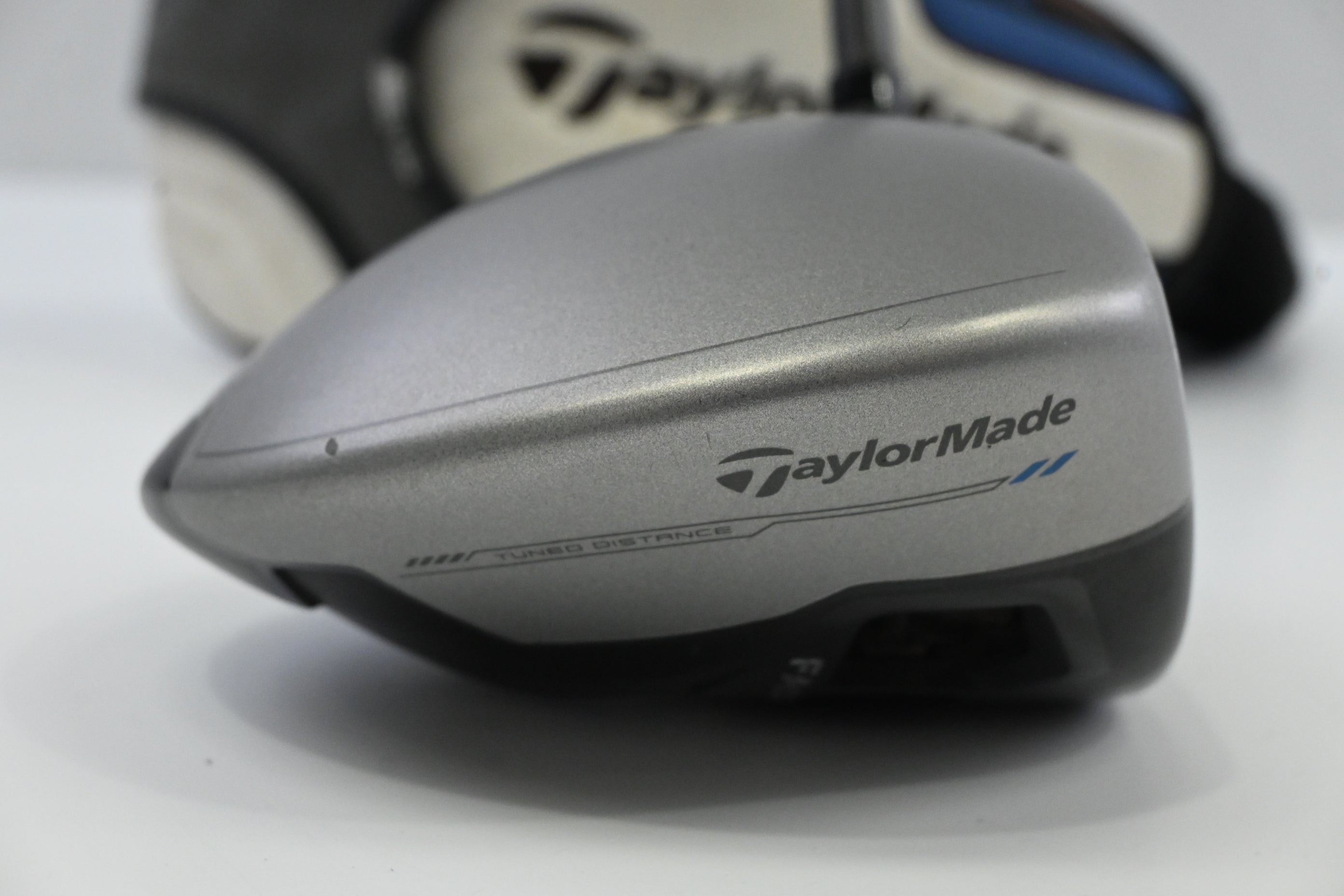 Taylormade SLDR-S Driver / 10 Degree / Stiff Flex Fujikura Speeder 57 Shaft