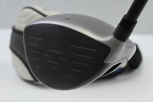 Taylormade SLDR-S Driver / 10 Degree / Stiff Flex Fujikura Speeder 57 Shaft
