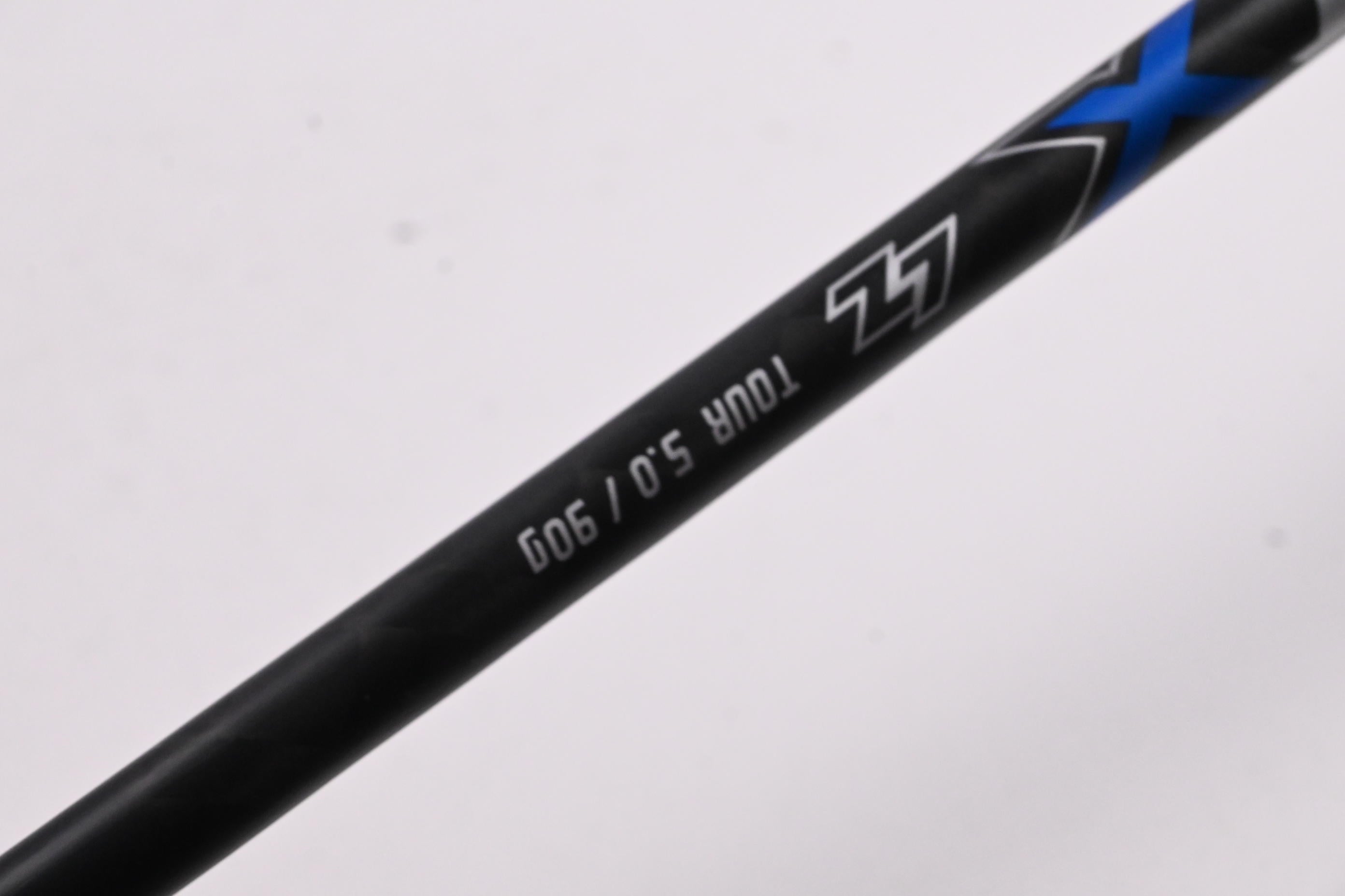 Mizuno JPX 900 Hot Metal #4 Iron / 21 Degree / Senior Flex Project X LZ 90 Shaft