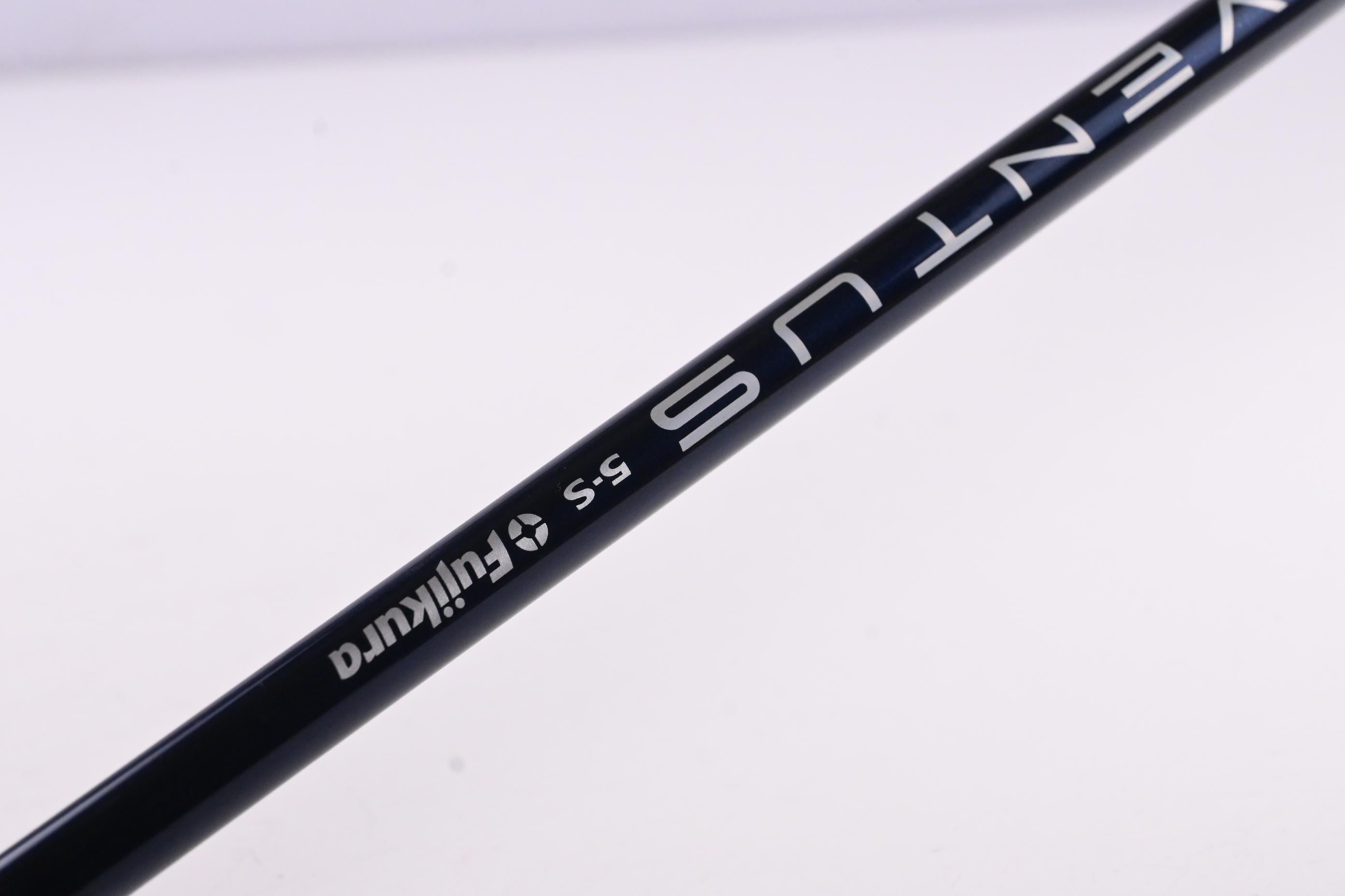 Taylormade SIM Max Driver / 10.5 Degree / Stiff Flex Ventus Blue 5 Shaft