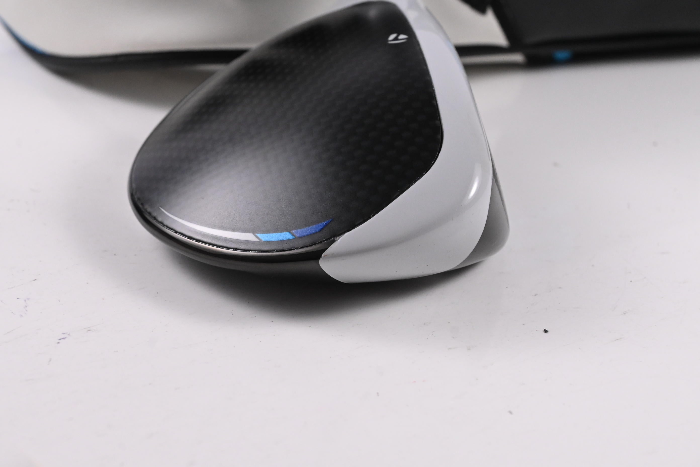 Taylormade SIM2 Ti #5 Wood / 19 Degree / Stiff Flex Tensei AV RAW Blue 65 Shaft