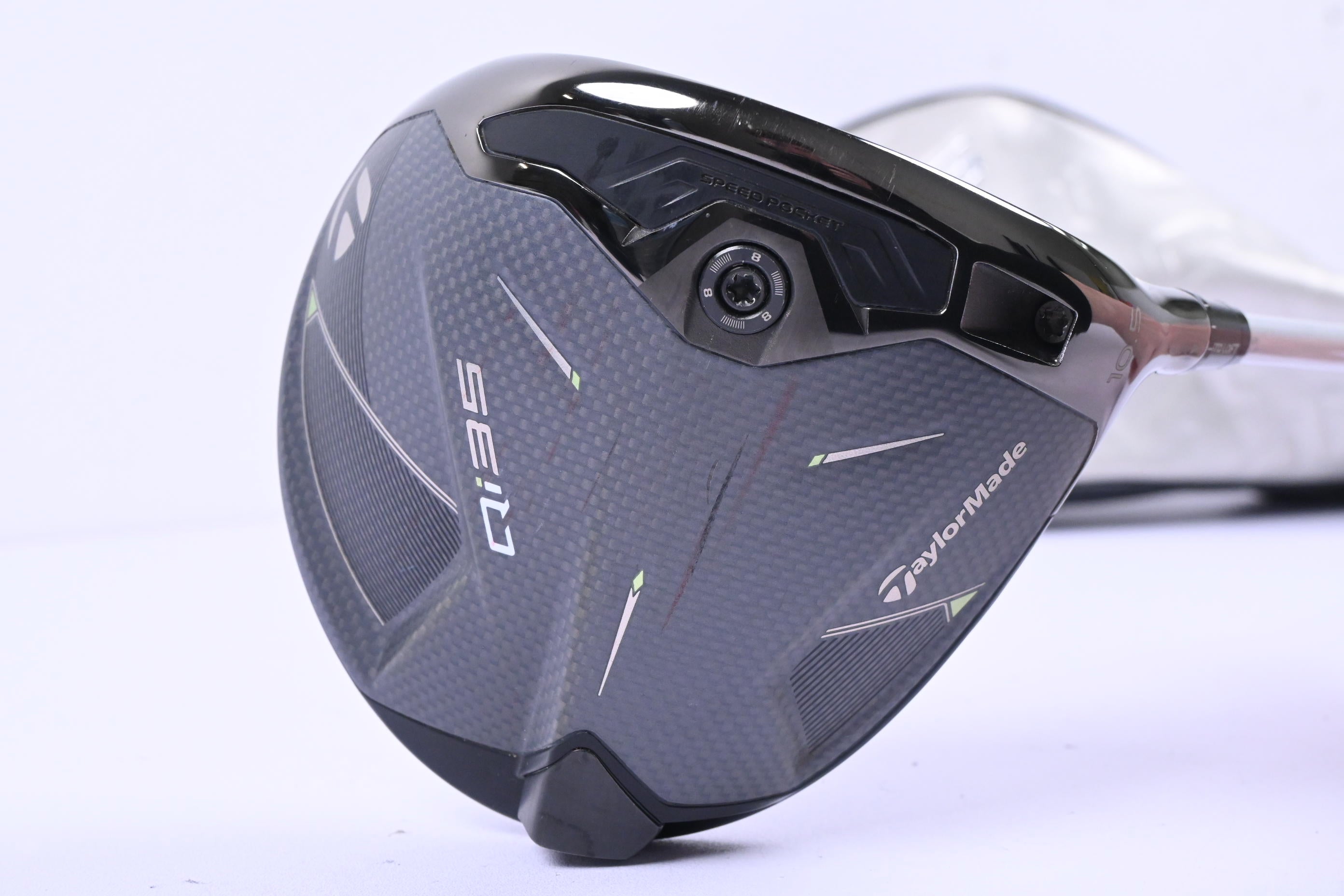 Taylormade Qi35 Driver / 10.5 Degree / Stiff Flex Project X VRTX Blue 60