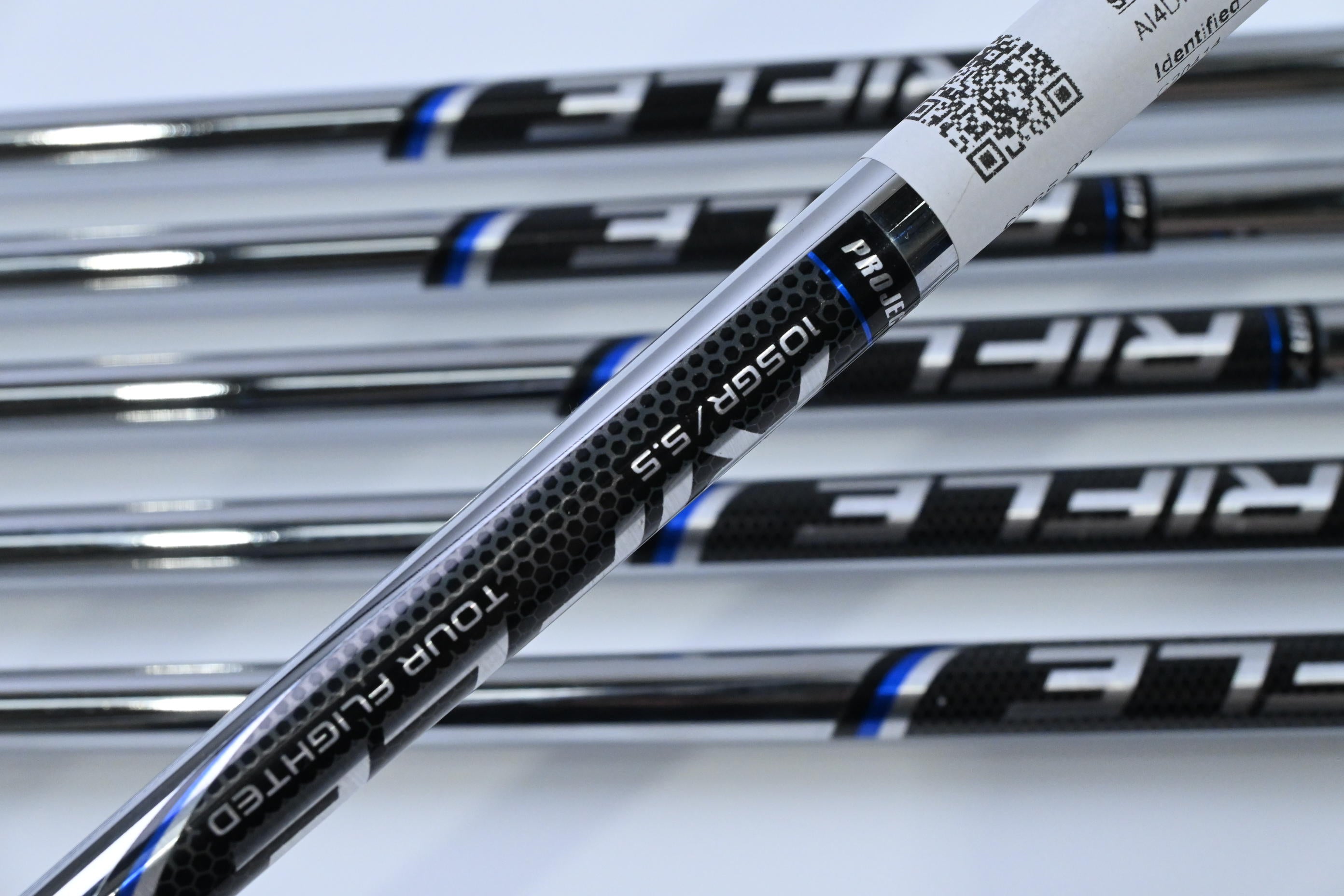 Callaway Rogue ST Pro Irons / 5-PW / Regular Flex Project X Rifle 105 Shafts