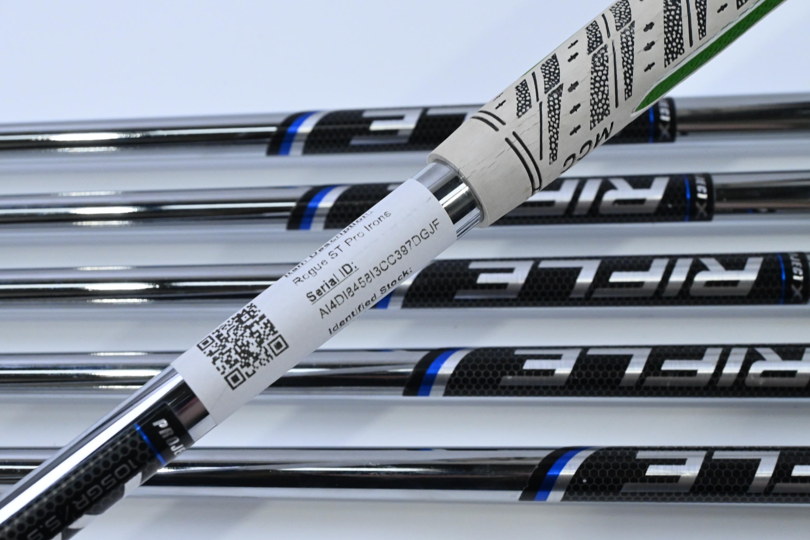 Callaway Rogue ST Pro Irons / 5-PW / Regular Flex Project X Rifle 105 Shafts