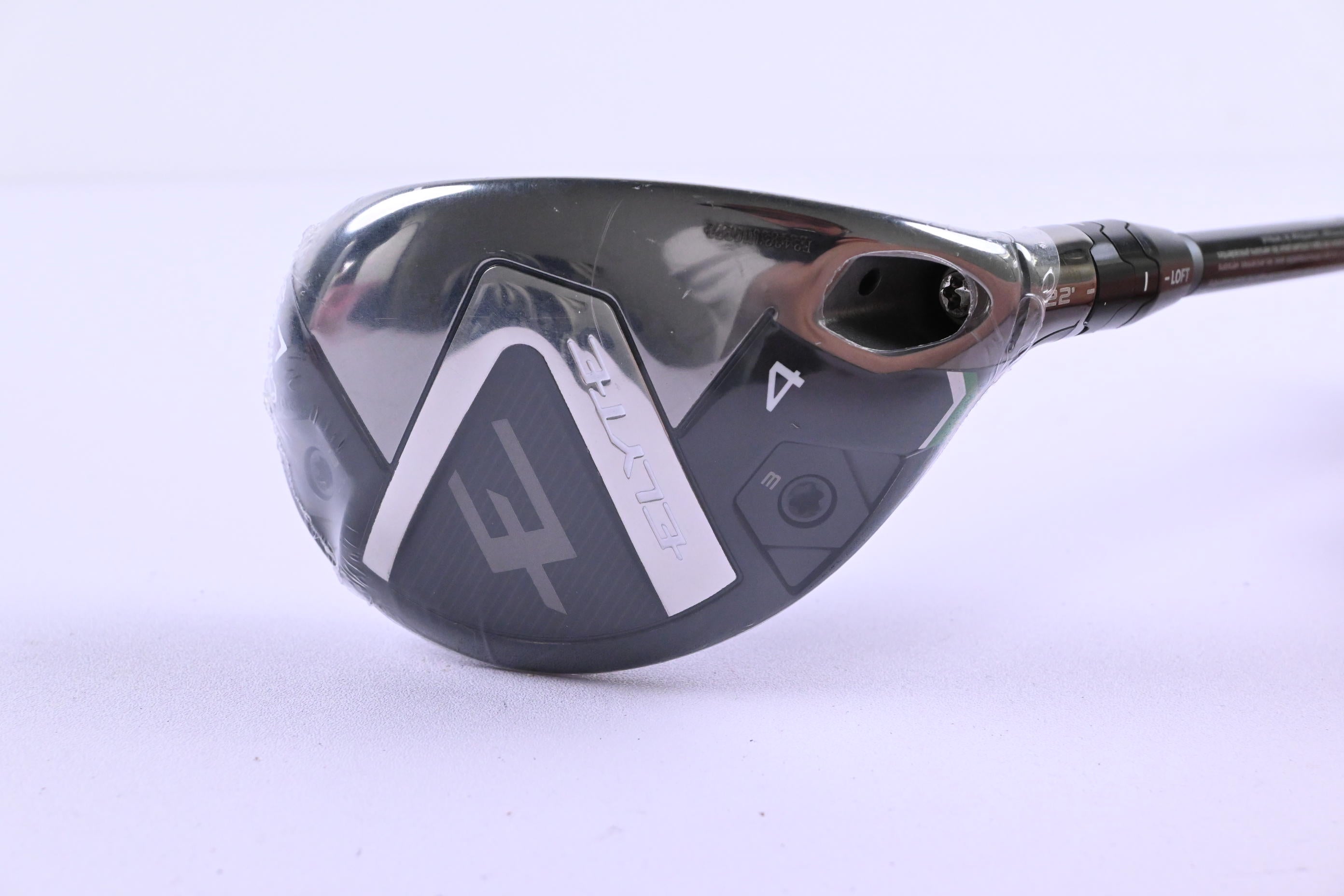 Callaway Elyte #4 Hybrid / 22 Degree / Regular Flex Denali Silver 60 Shaft