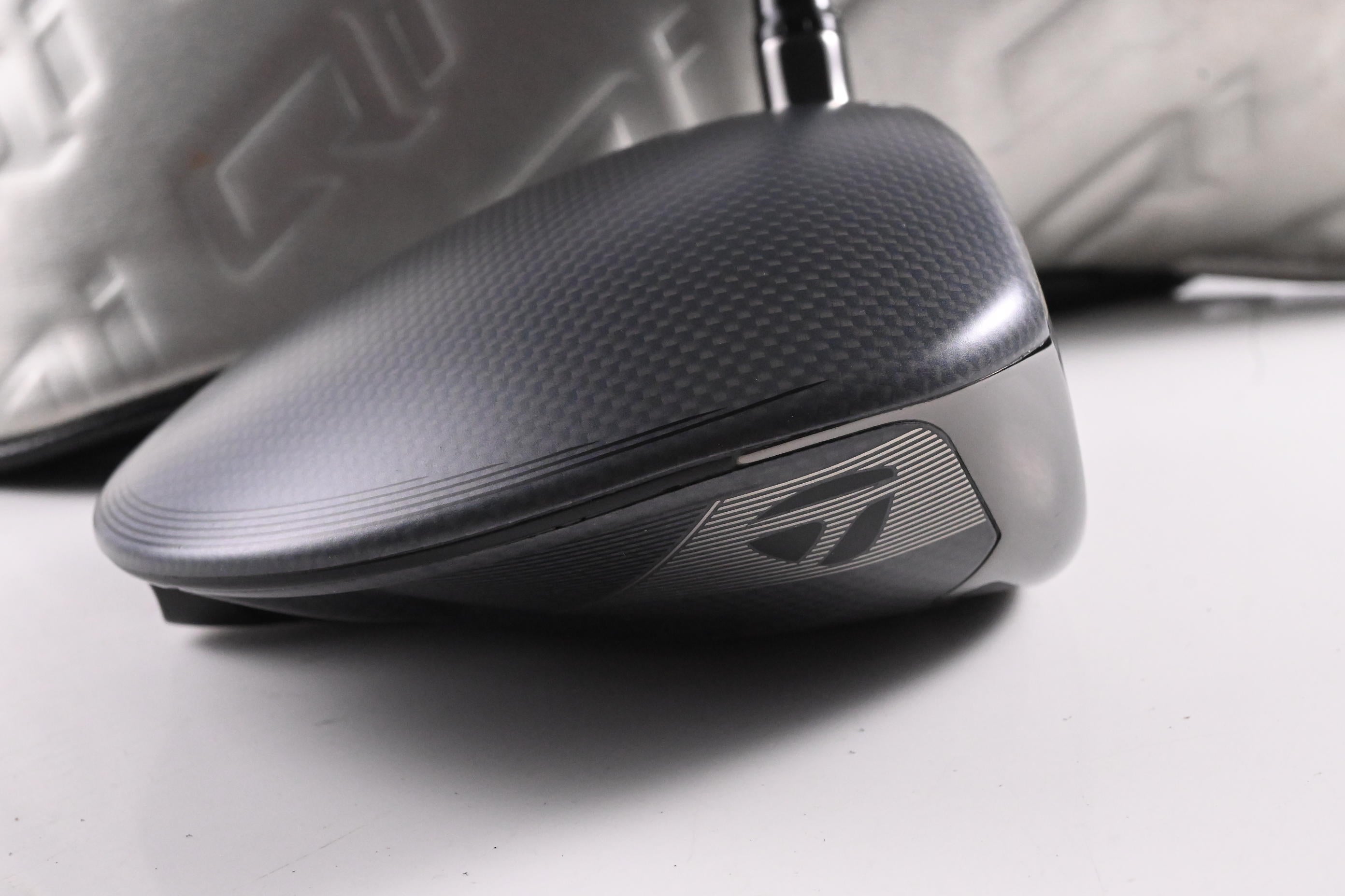 Taylormade Qi35 Max Driver / 9 Degree / Regular Flex Fujikura Ventus Blue 5