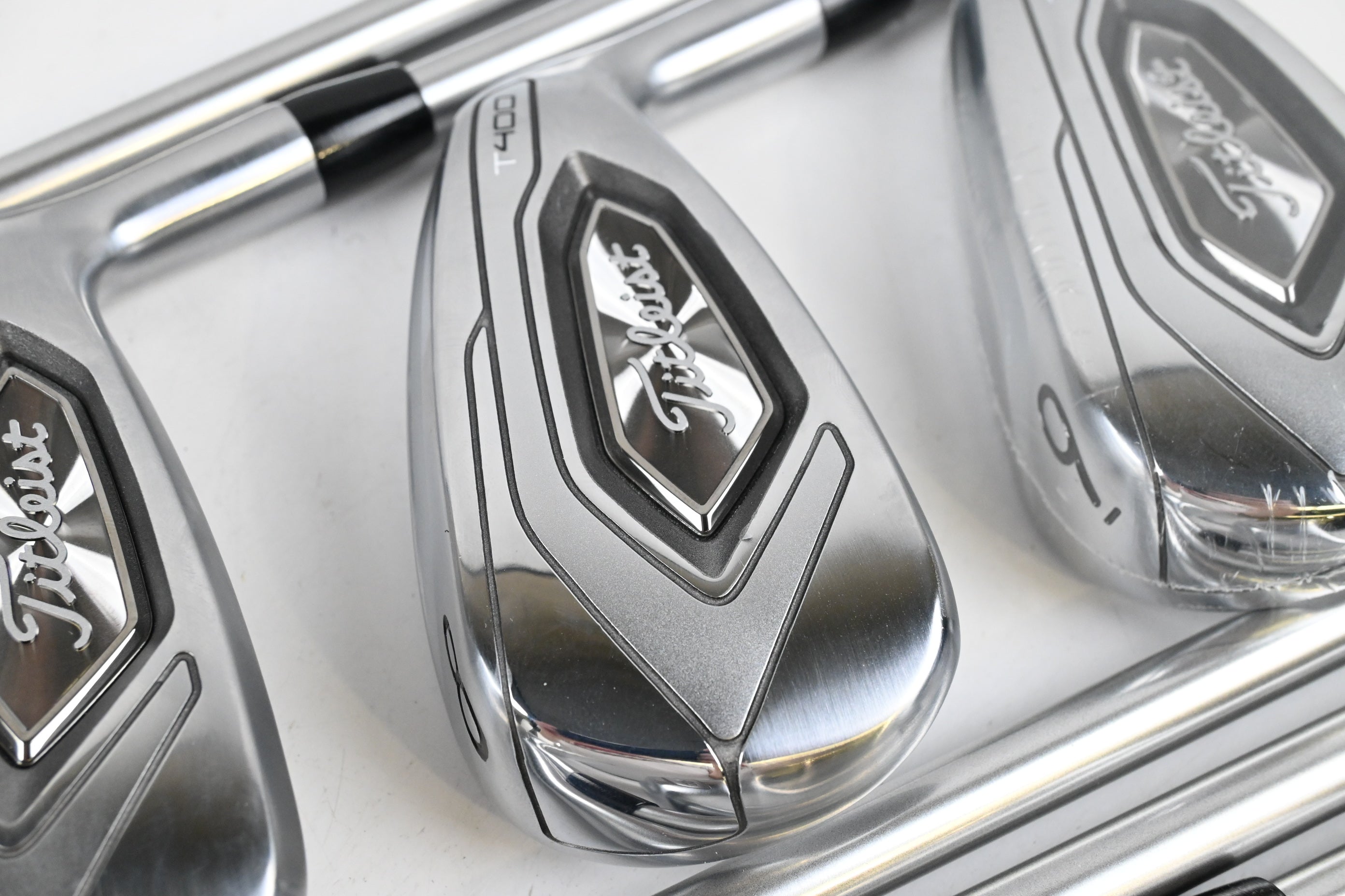 Titleist T400 2020 Irons / 6-PW+AW+GW+SW / Regular Flex Fubuki MV Series 55 Shafts