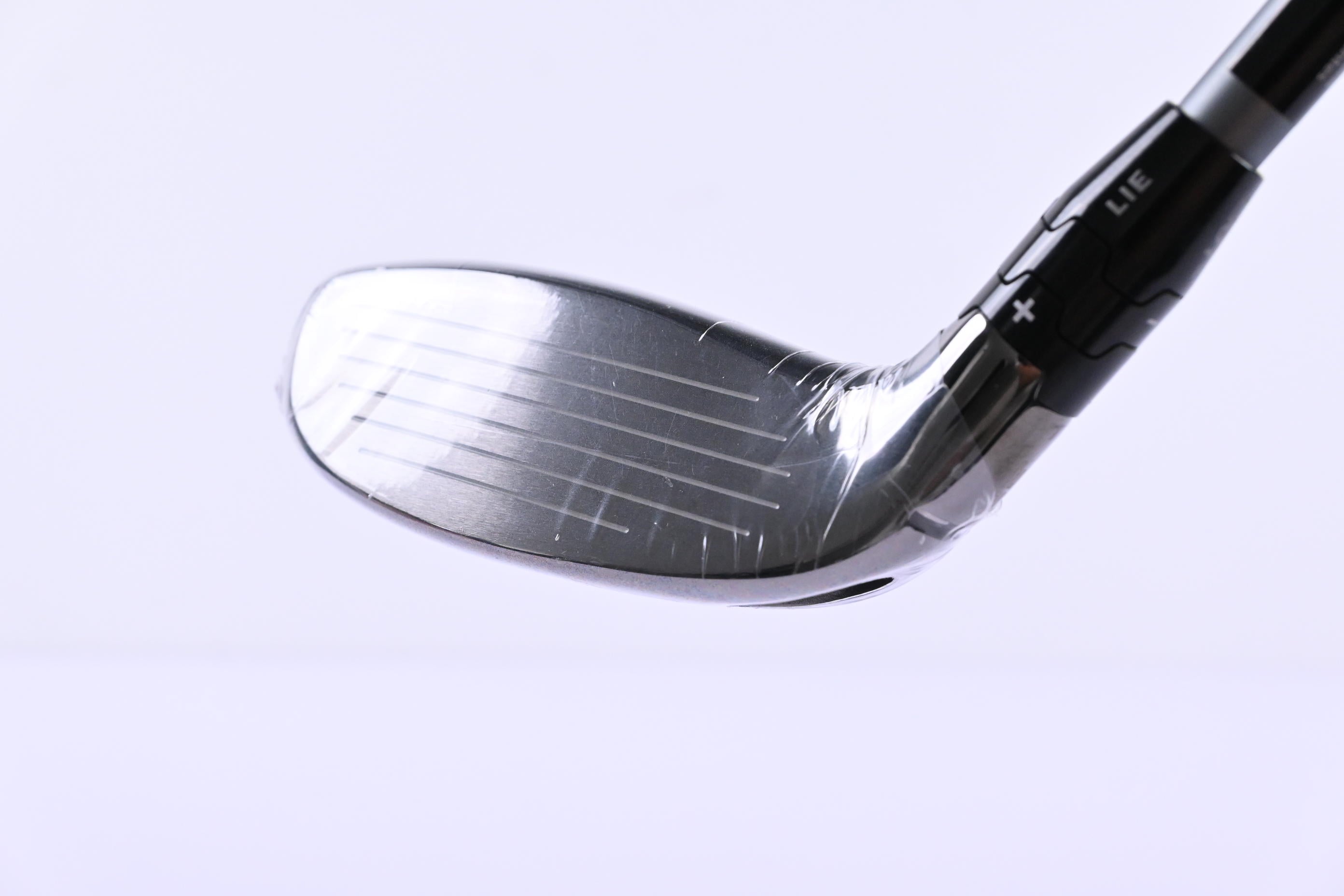 Callaway Elyte #4 Hybrid / 22 Degree / Regular Flex Denali Silver 60 Shaft