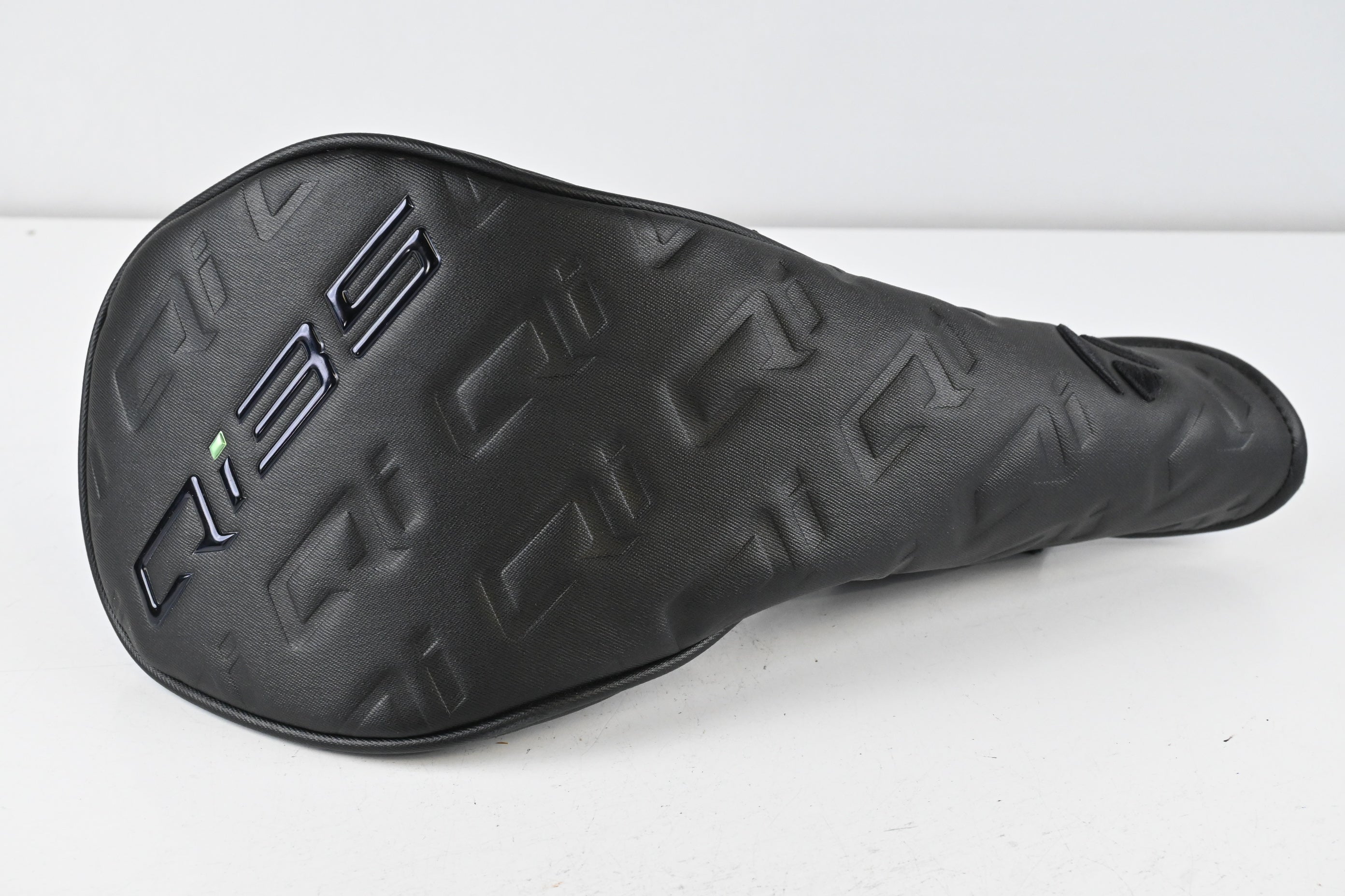 Taylormade Qi35 LS Designer Series Driver / 9 Degree / X-Flex Kai'li White 70