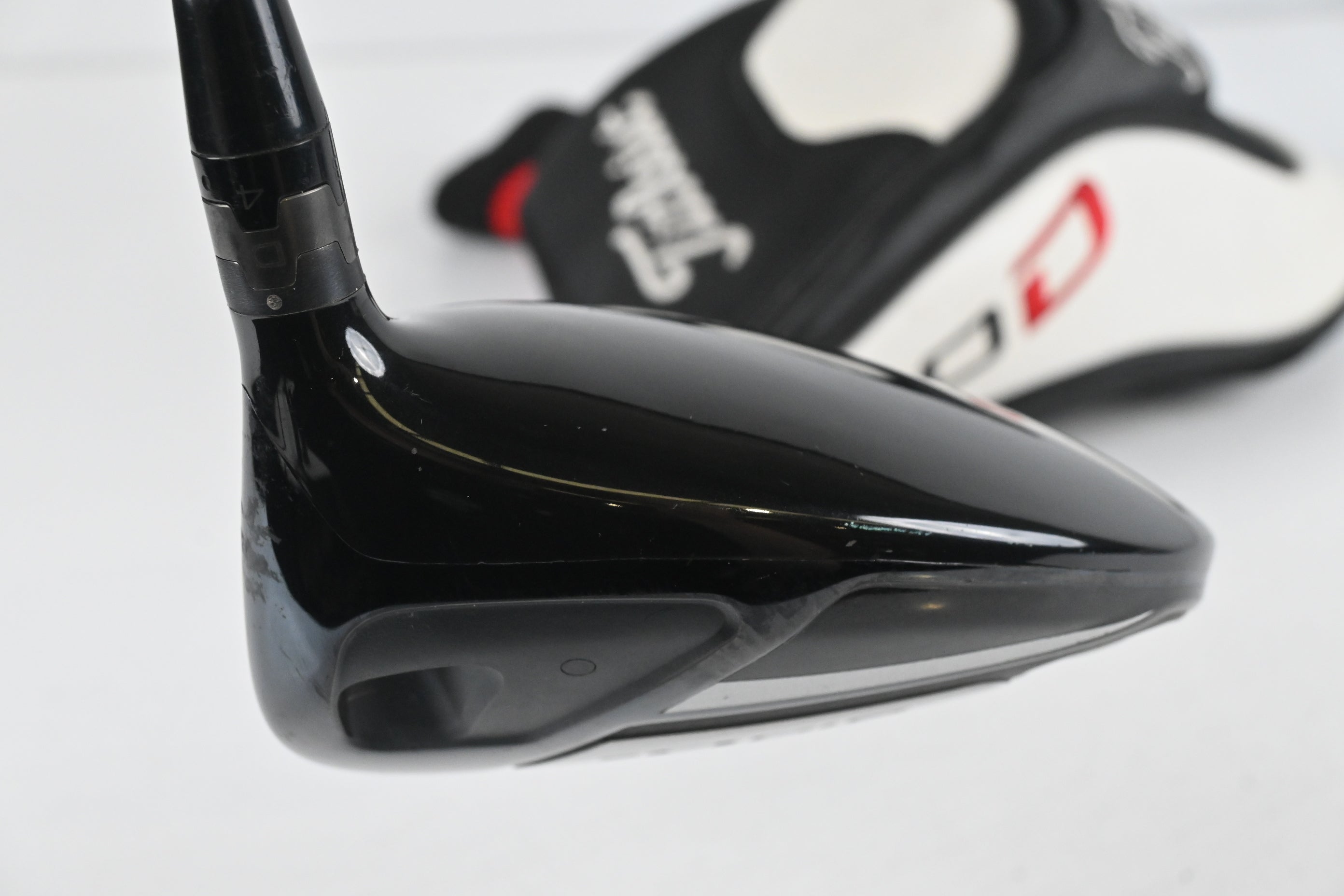 Titleist 910 D2 Driver / 10.5 Degree / Stiff Flex Diamana Kai'li Blue 65 Shaft