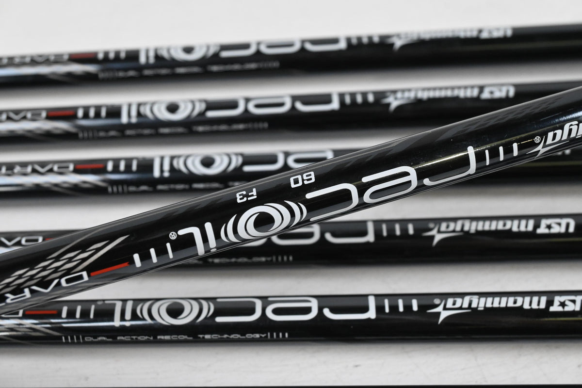 Mizuno JPX 925 Forged Irons / 5-PW+GW / Regular Flex UST Recoil Dart 60 Shafts