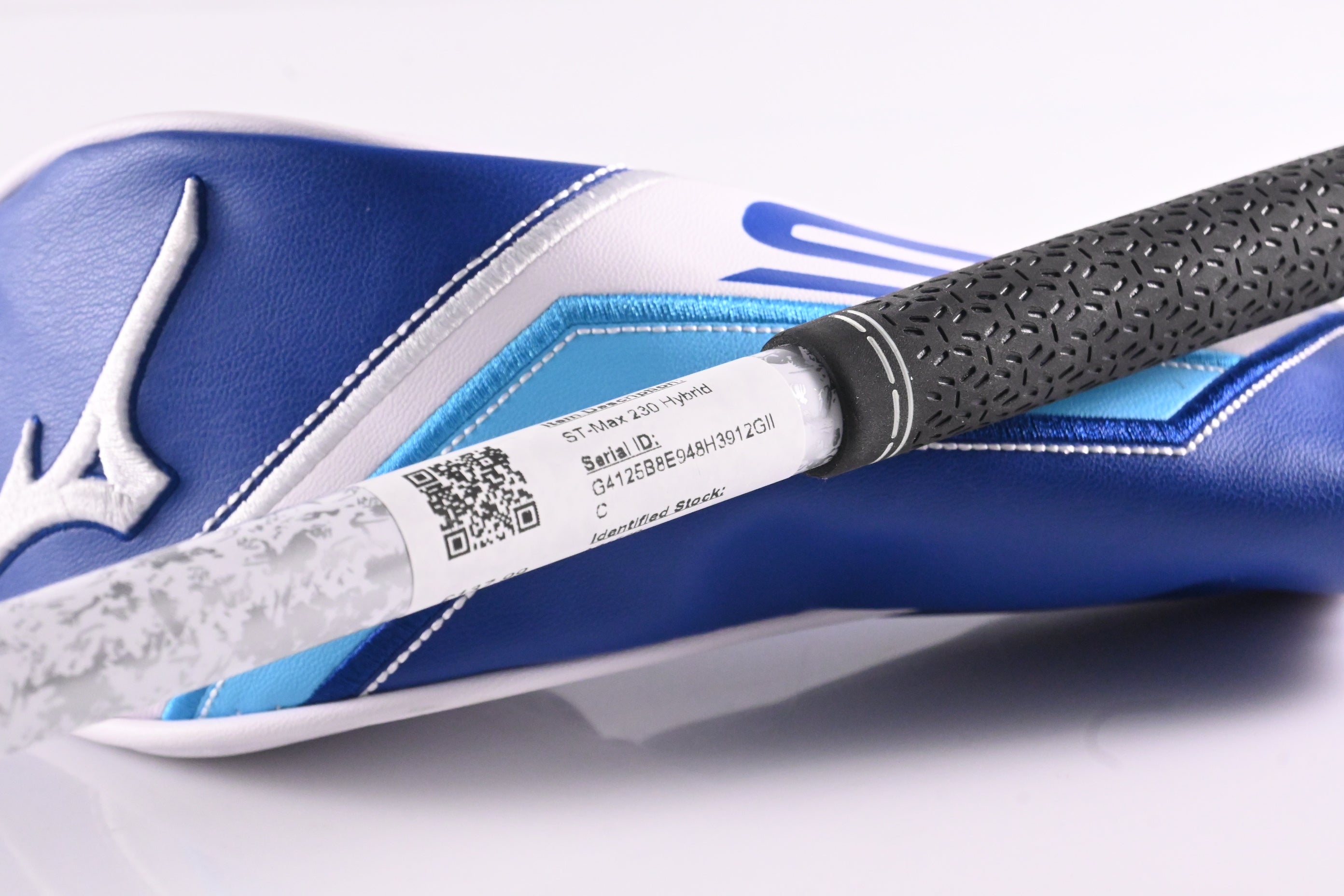 Mizuno ST-Max 230 #3 Hybrid / 19 Degree / Regular Flex Denali Red 70 Shaft