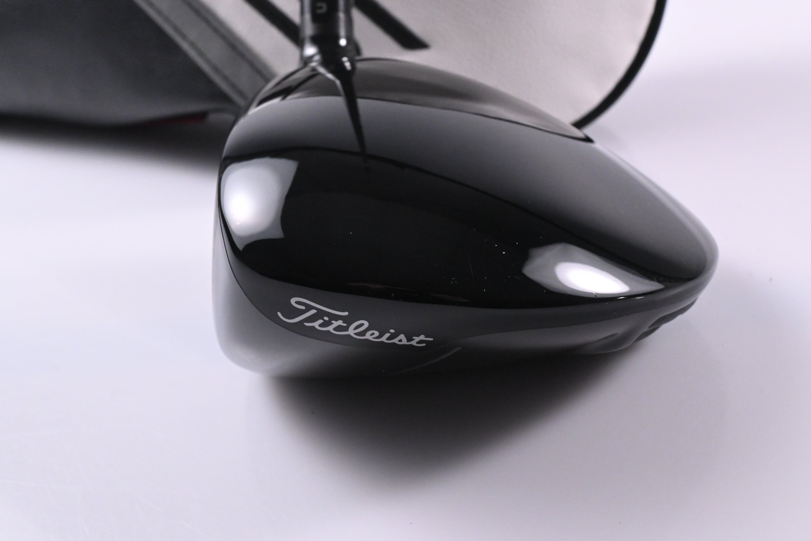 Left Hand Titleist TSR3 Driver / 9 Degree / Regular Flex Tensei AV Blue 55 SFW