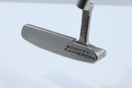 Scotty Cameron Special Select Newport Putter / 33 Inch