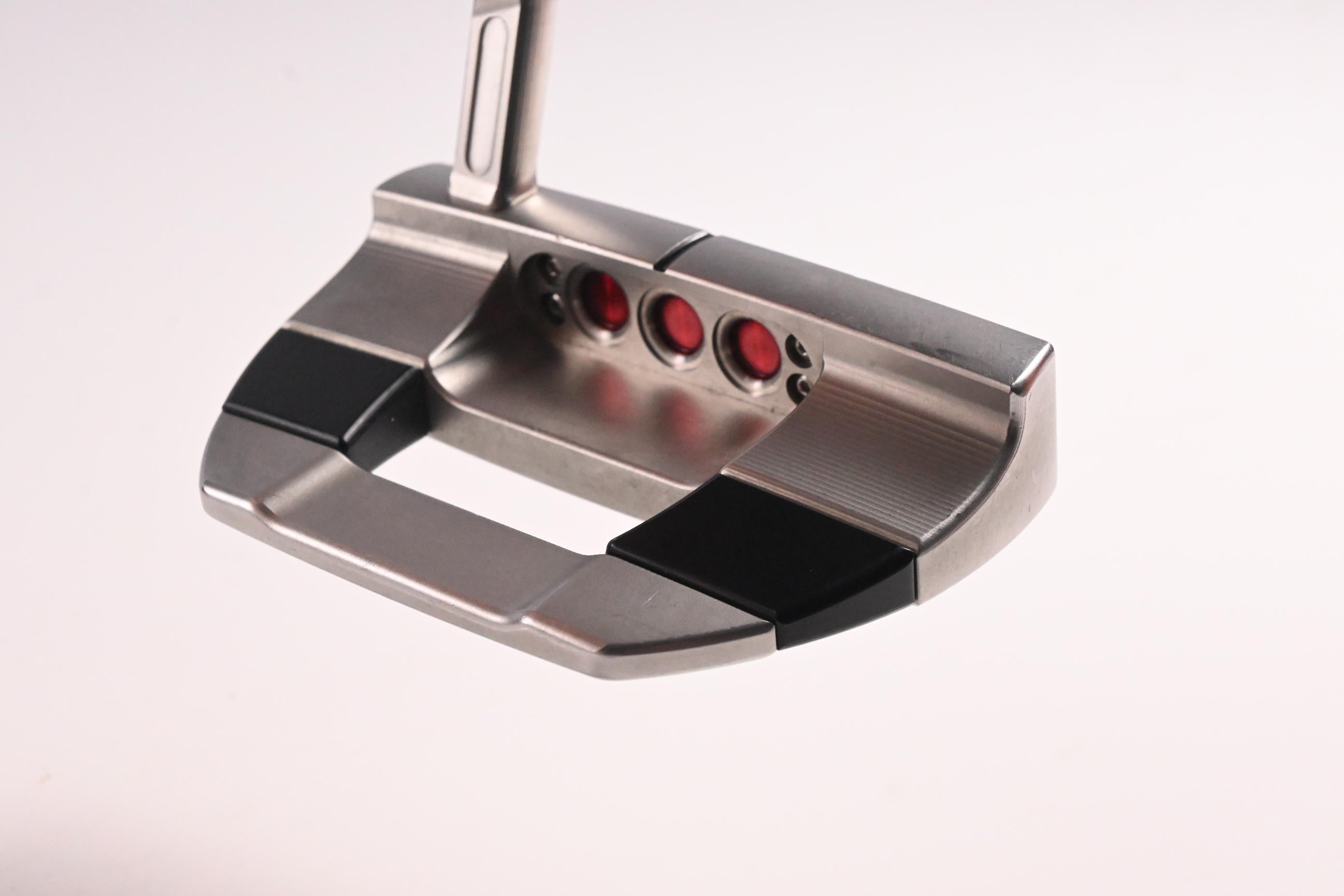 Scotty Cameron 2025 Studio Style Fastback 1.5 Putter / 34 Inch