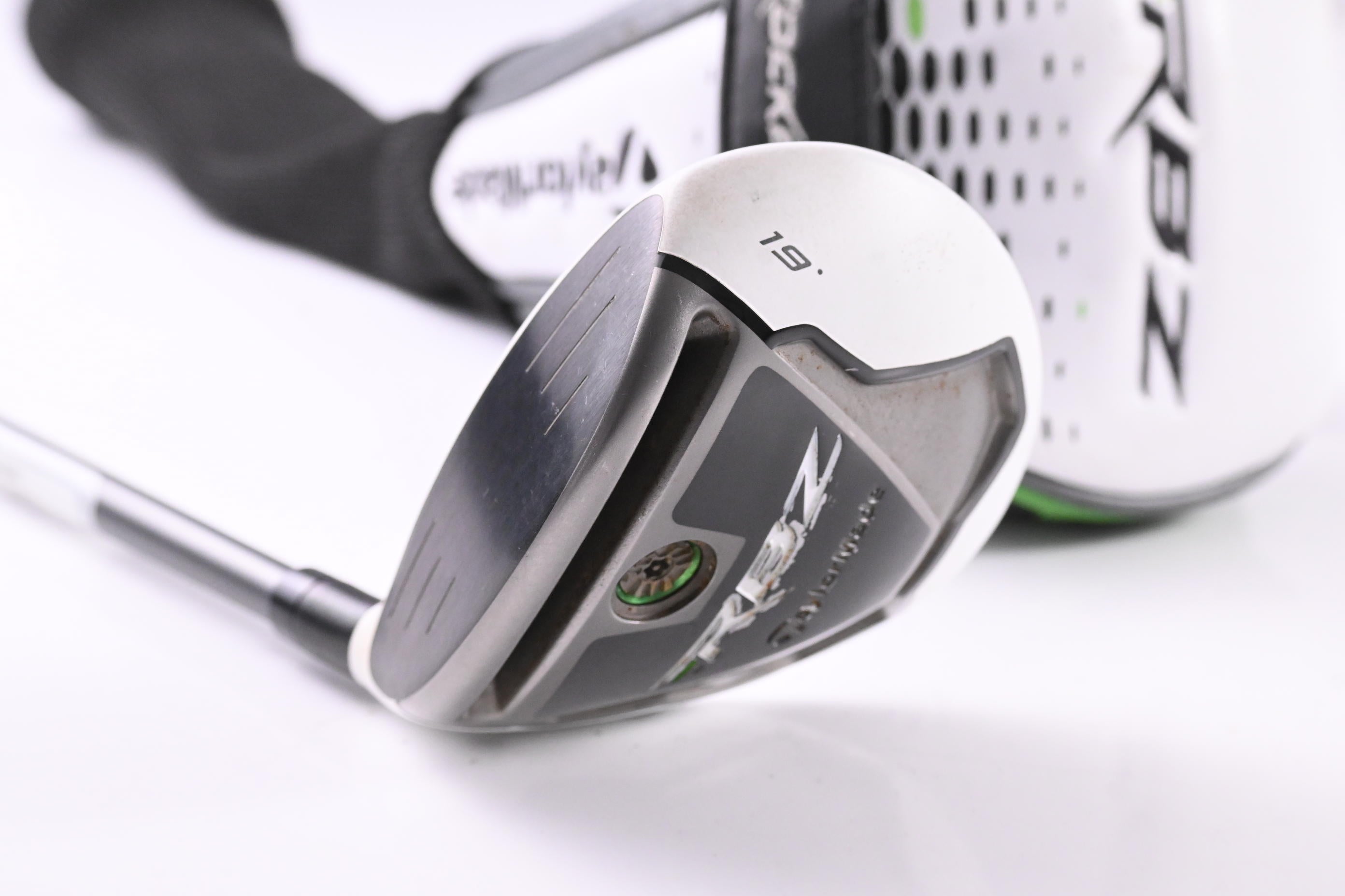 Left Hand Taylormade RBZ #5 Wood / 19 Degree / Stiff Flex Matrix Ozik Xcon-5