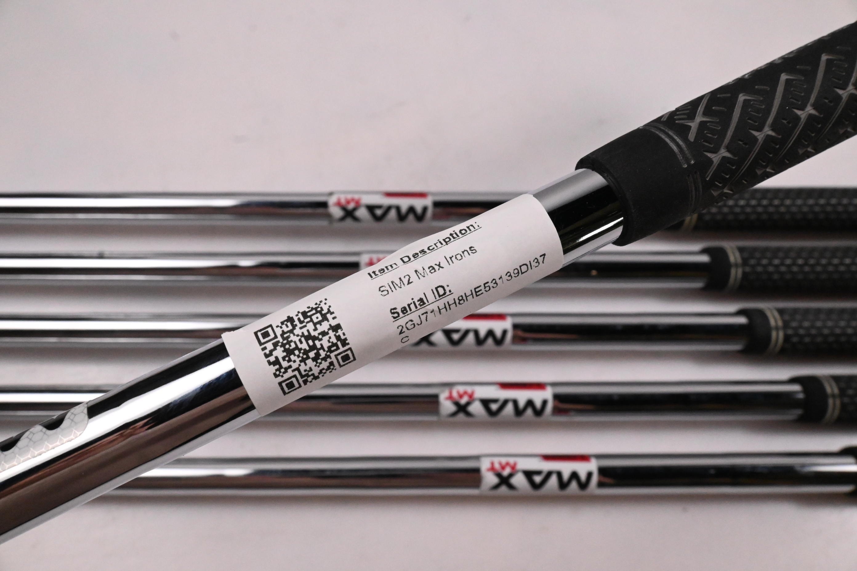 Taylormade SIM2 Max Irons / 5-PW / Regular Flex KBS MAX MT 85 Shafts