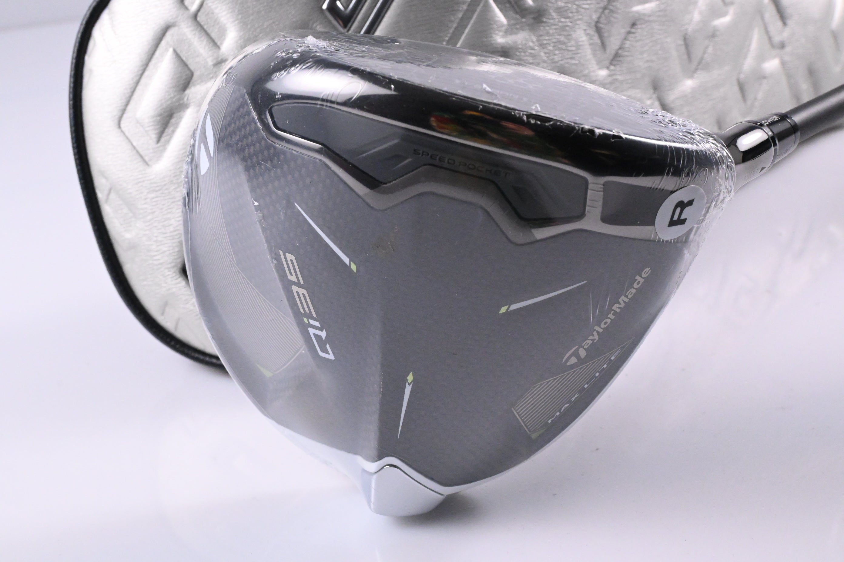 Taylormade Qi35 Max Lite Driver / 10.5 Degree / Regular Flex Vanquish 4 Shaft