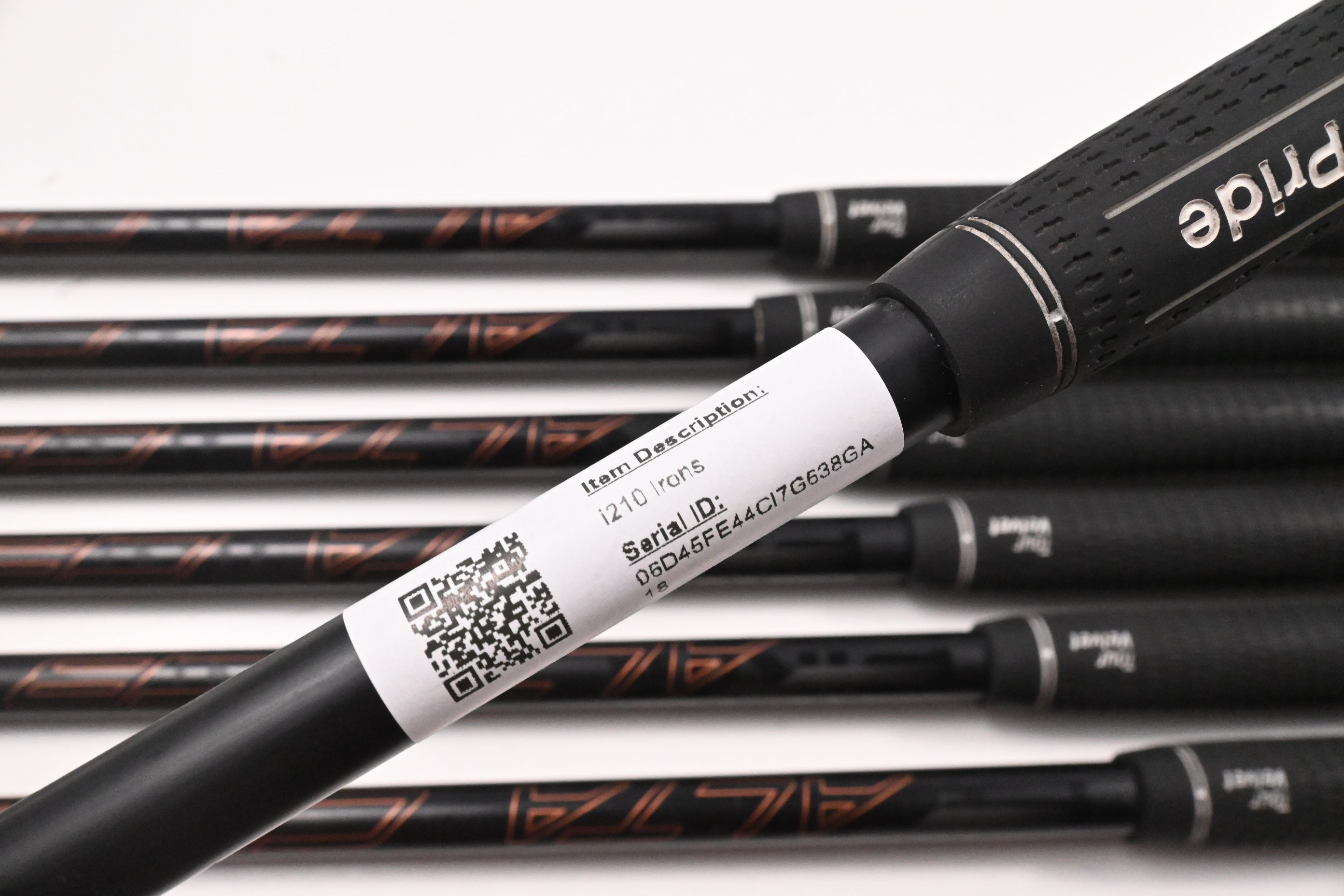 Ping i210 Irons / 5-PW+UW / Black Dot / Regular Flex Ping Alta CB Shafts