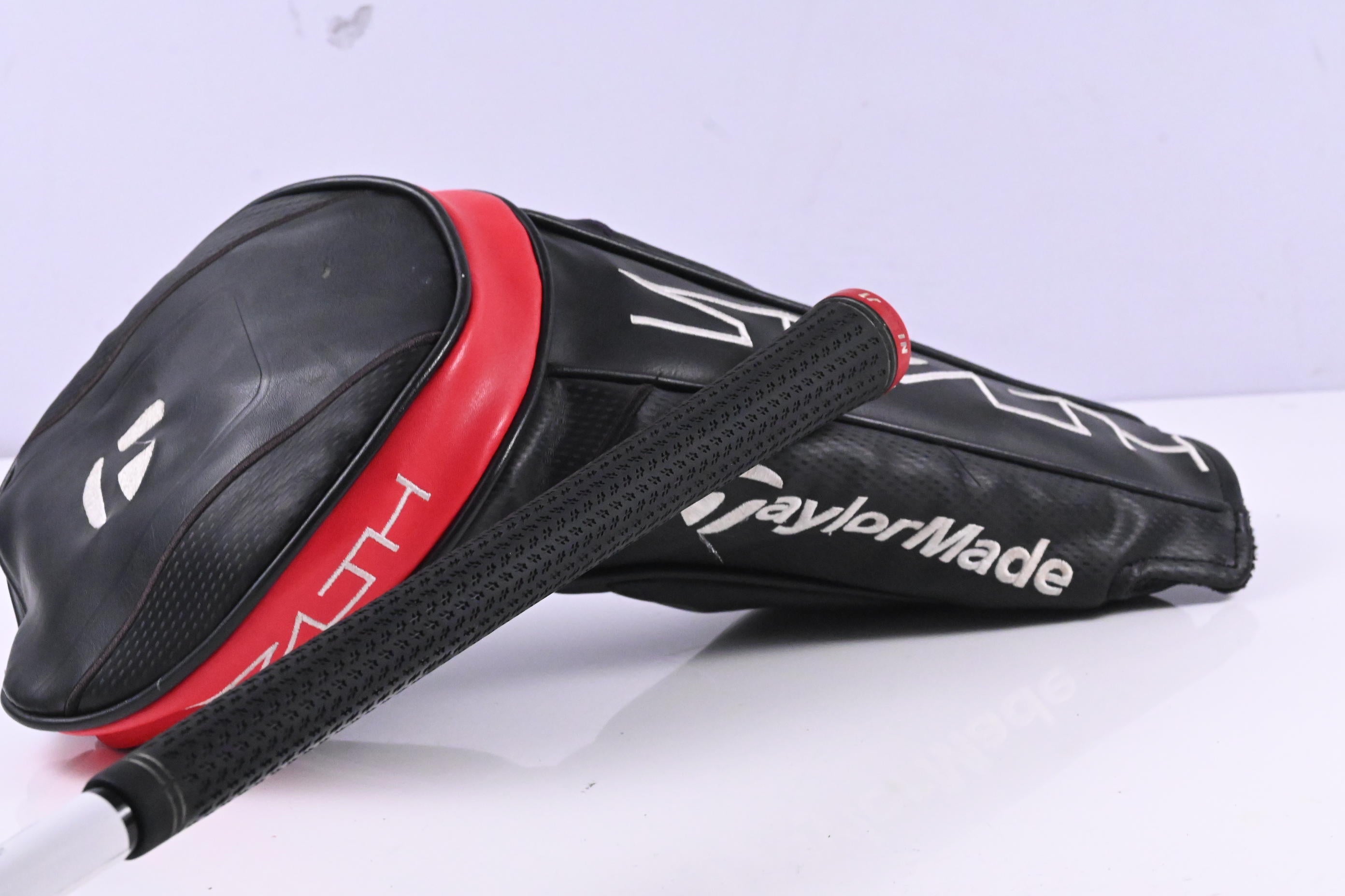 Taylormade Stealth Plus Driver / 9 Degree / Stiff Flex Kai`li White 60 Shaft