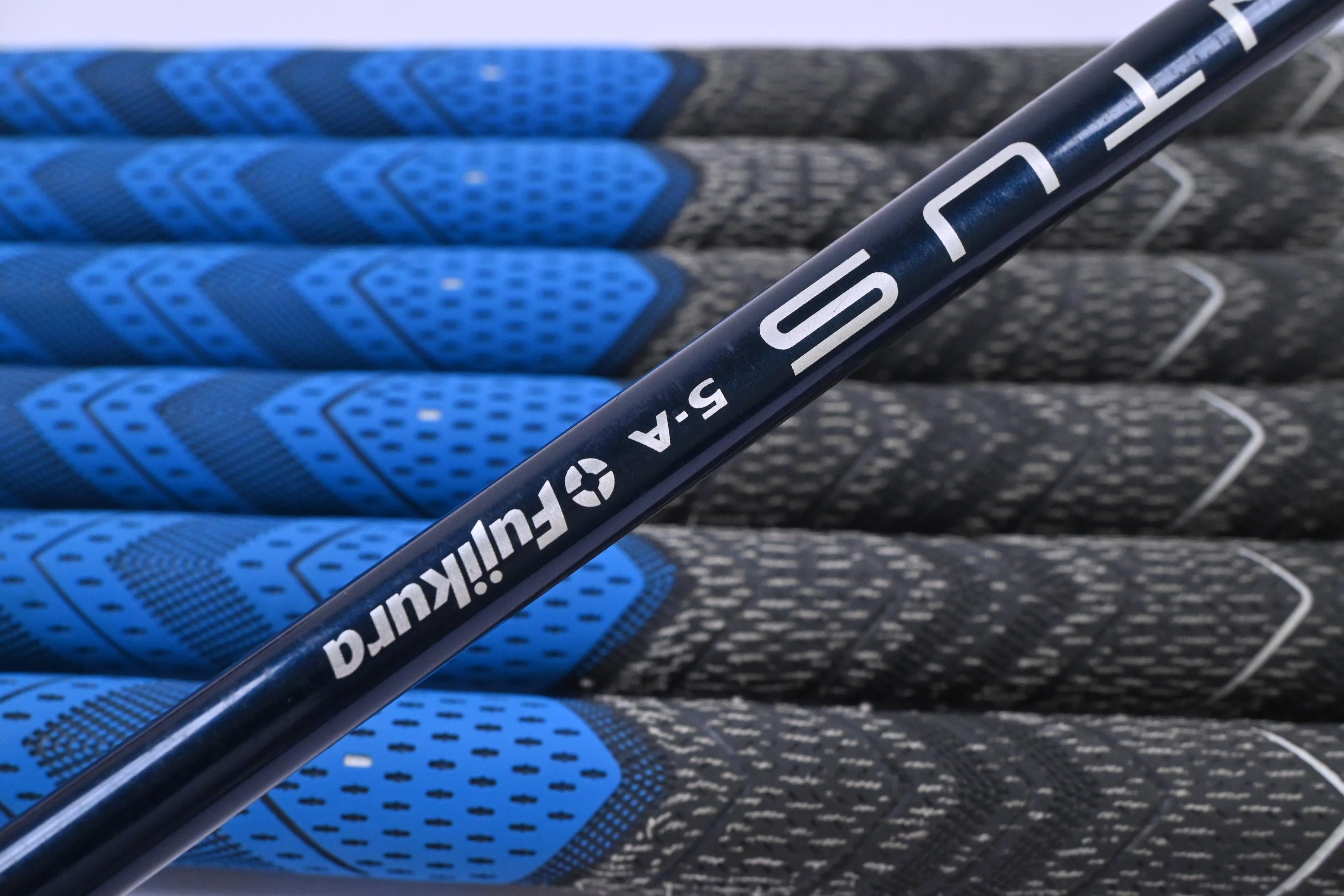Taylormade SIM2 Max Irons / 6-PW+GW+SW / Senior Flex Ventus Blue 5 Shafts