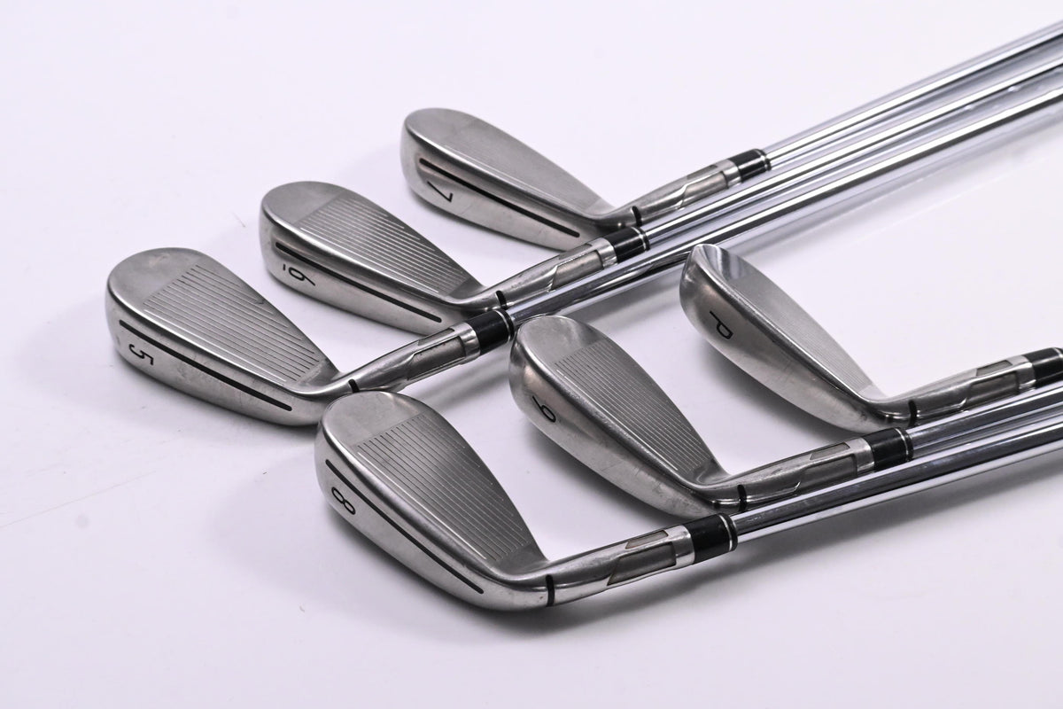 Taylormade Stealth Irons / 5-PW / Stiff Flex Dynamic Gold 105 S300 Shafts