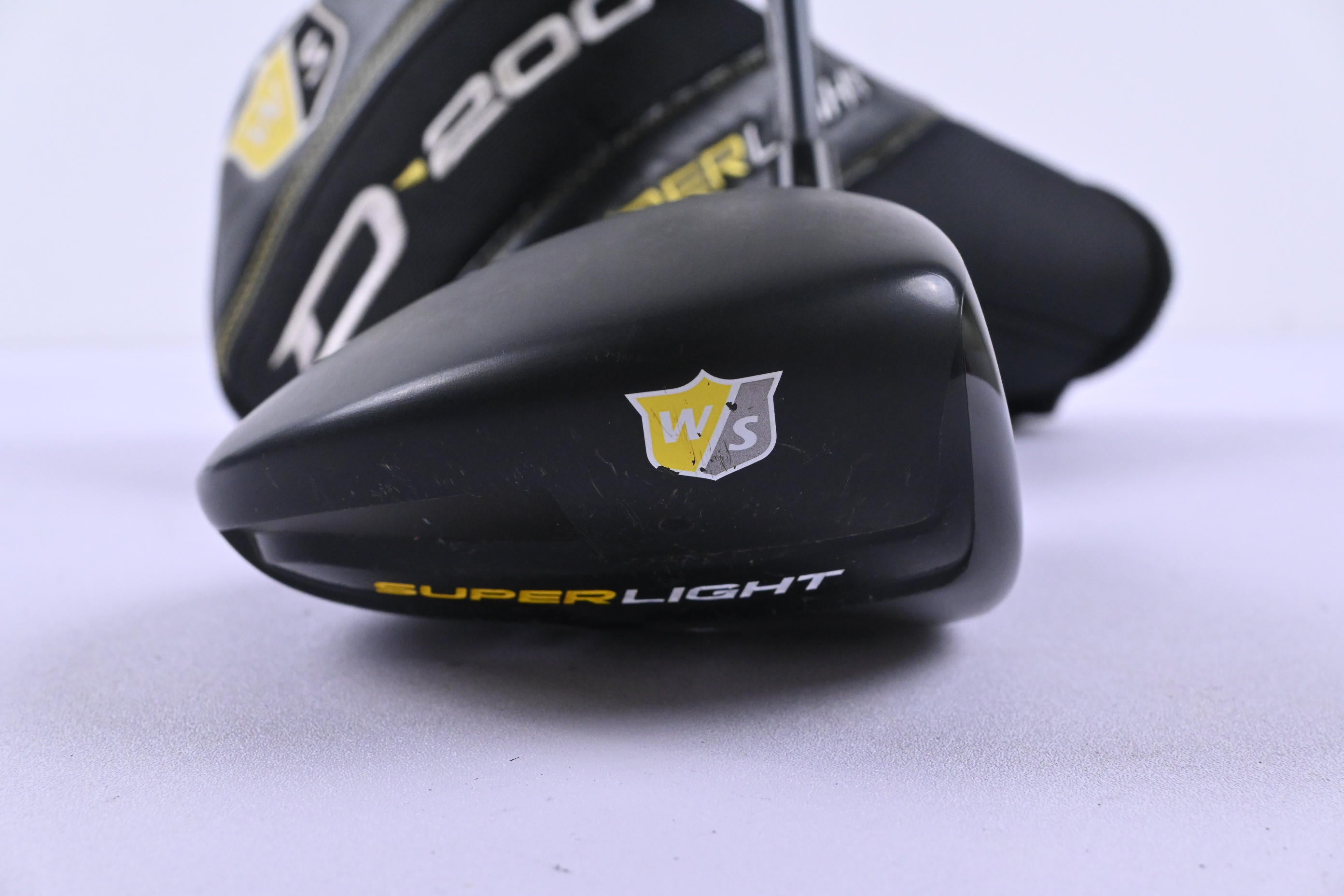 Wilson Staff D200 Driver / 12 Degree / Regular Flex Fujikura Vista Pro 49 Shaft
