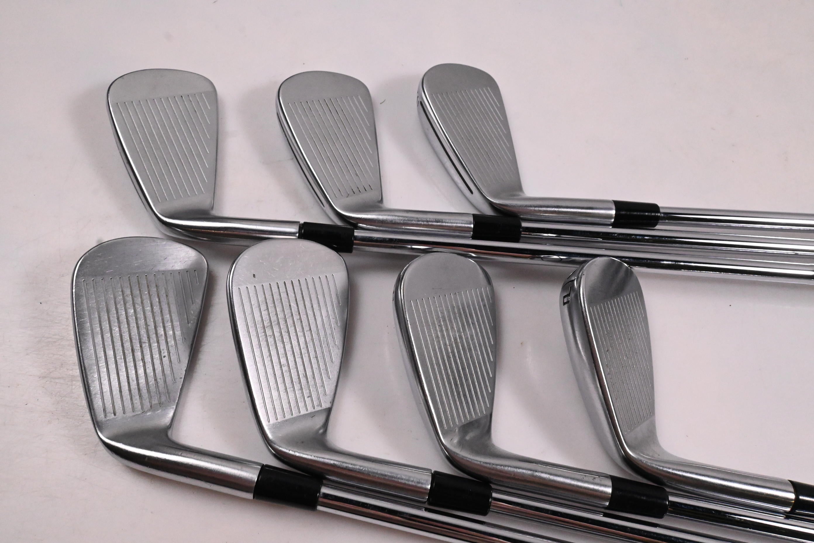 Taylormade P790 2019 Irons / 4-PW / Stiff Flex N.S.Pro Modus³ Tour 105 Shafts