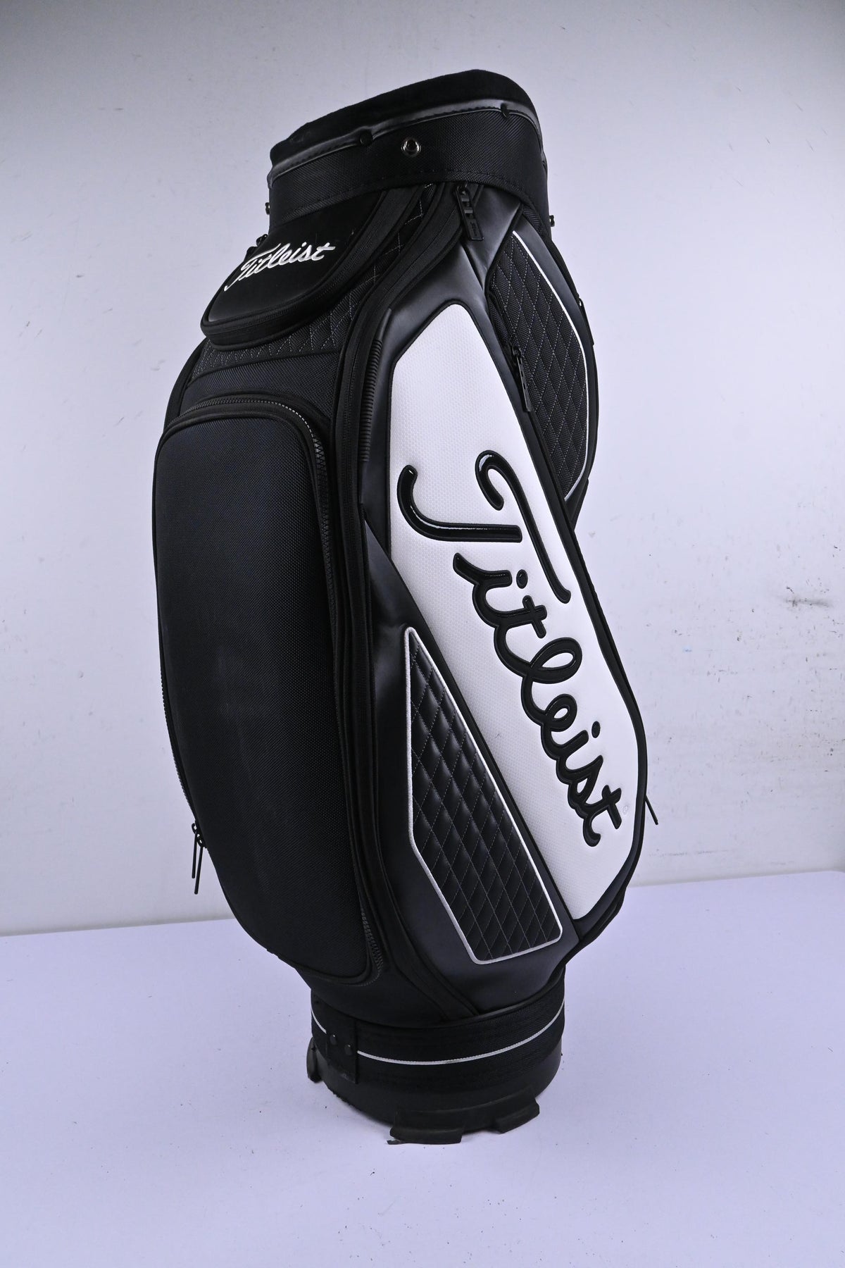 Titleist Tour Bag / 6 Way-Divider / Black & White