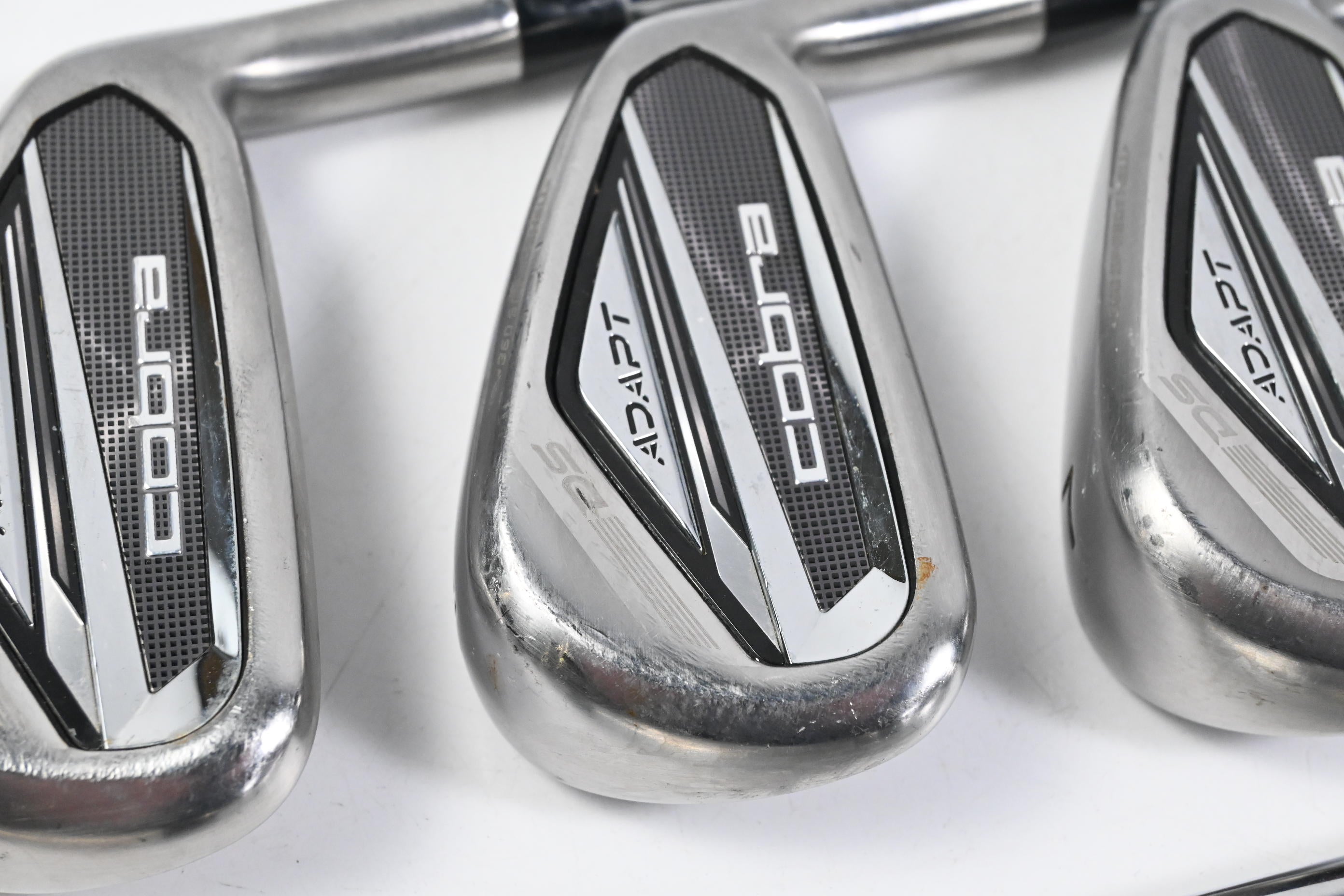 Cobra DS-Adapt Irons / 5-PW+GW / Regular Flex KBS Tour Lite Shafts