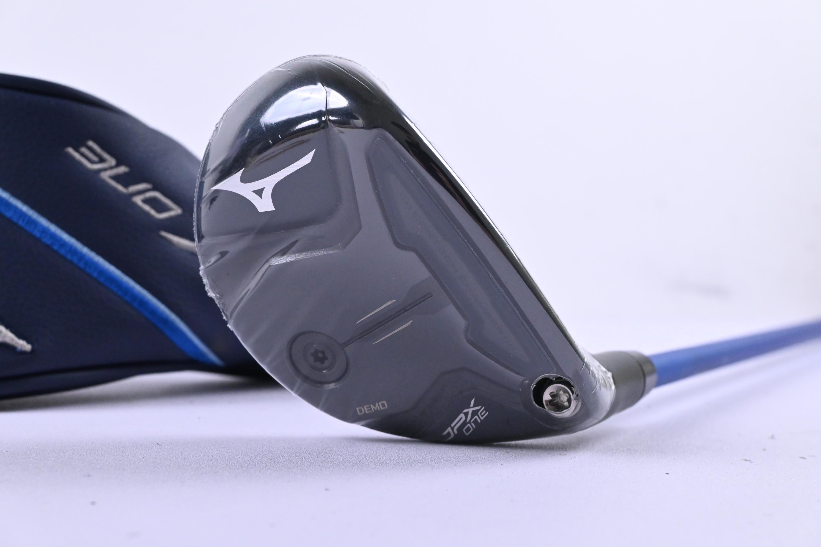 Mizuno JPX One #4 Hybrid / 22 Degree / Regular Flex Project X Denali Frost Blue