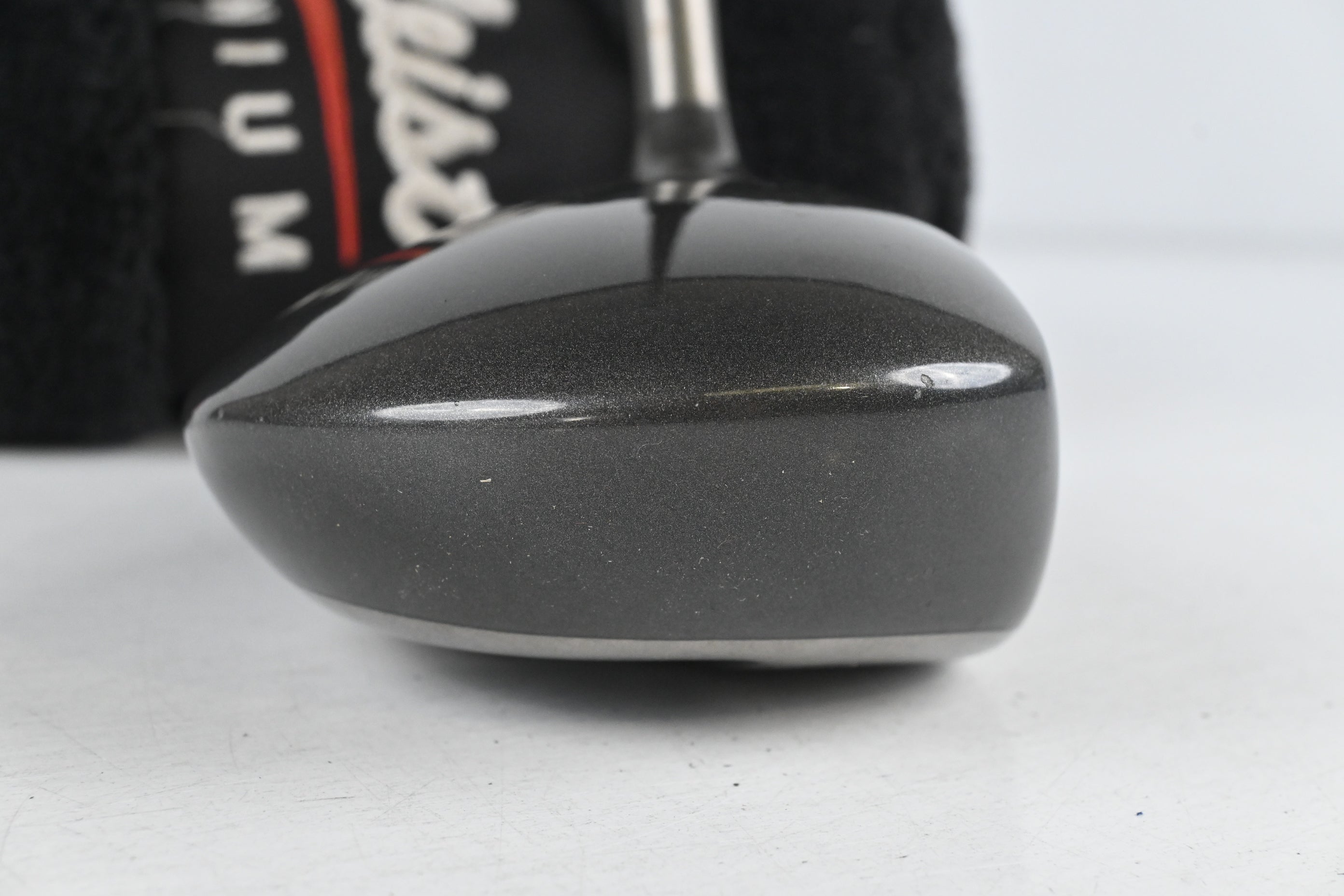 Titleist 975 D Driver / 10.5 Degree / Regular Flex Grafalloy ProLite 35 Shaft