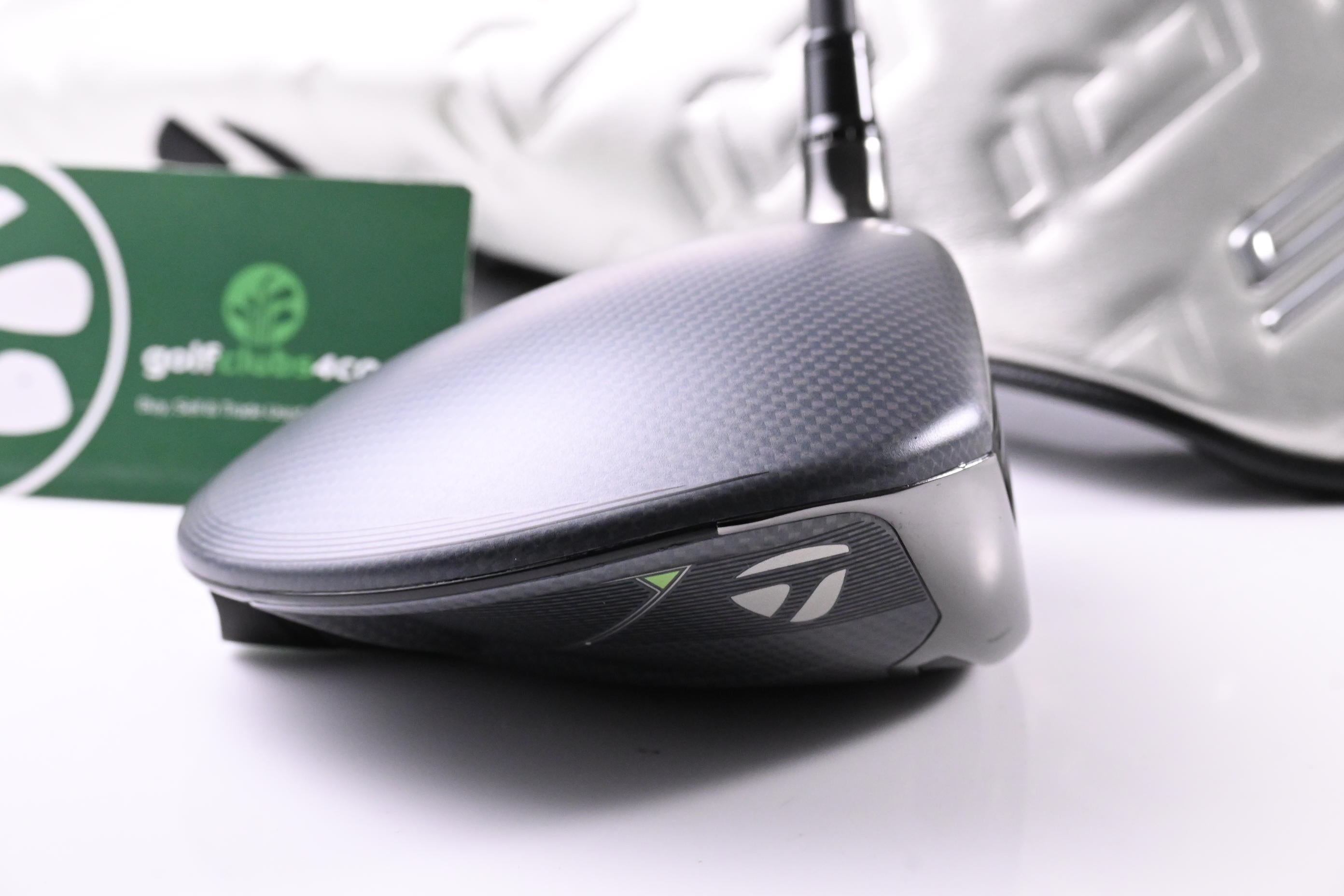 Taylormade Qi35 Driver / 9 Degree / Regular Flex Cypher 2.0 50 Shaft