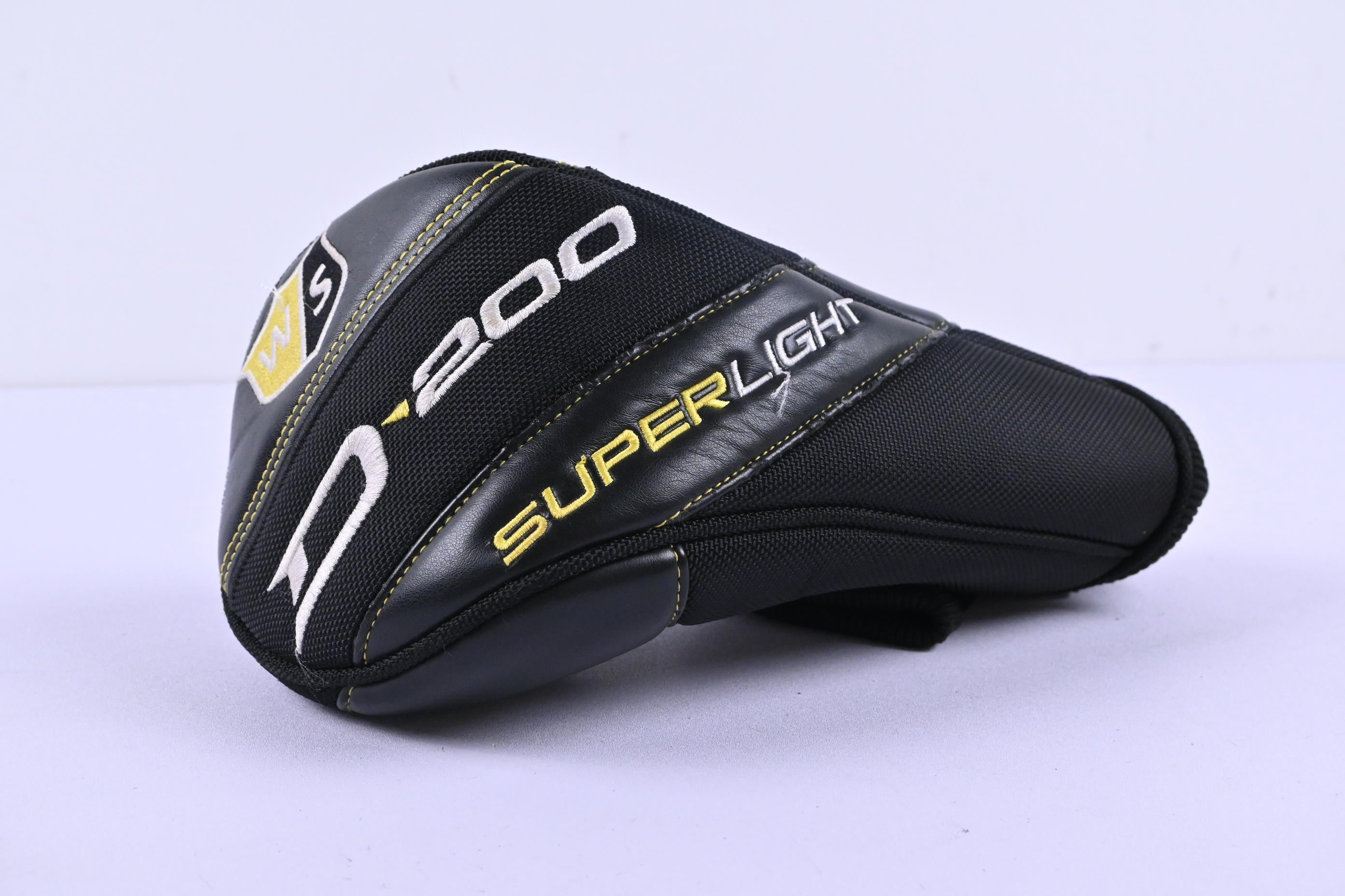 Wilson Staff D200 Driver / 12 Degree / Regular Flex Fujikura Vista Pro 49 Shaft