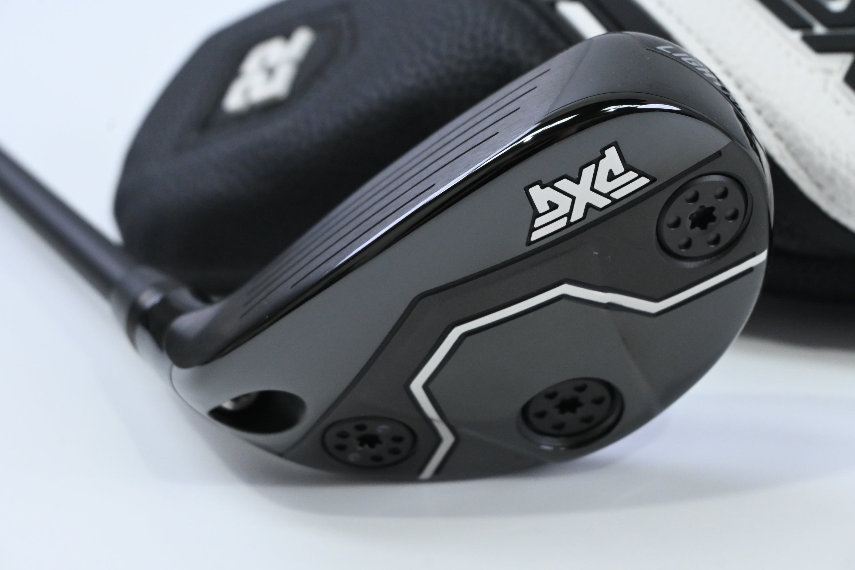 Left Hand PXG Lightning #4 Hybrid / 22 Degree / Regular Flex MMT 70