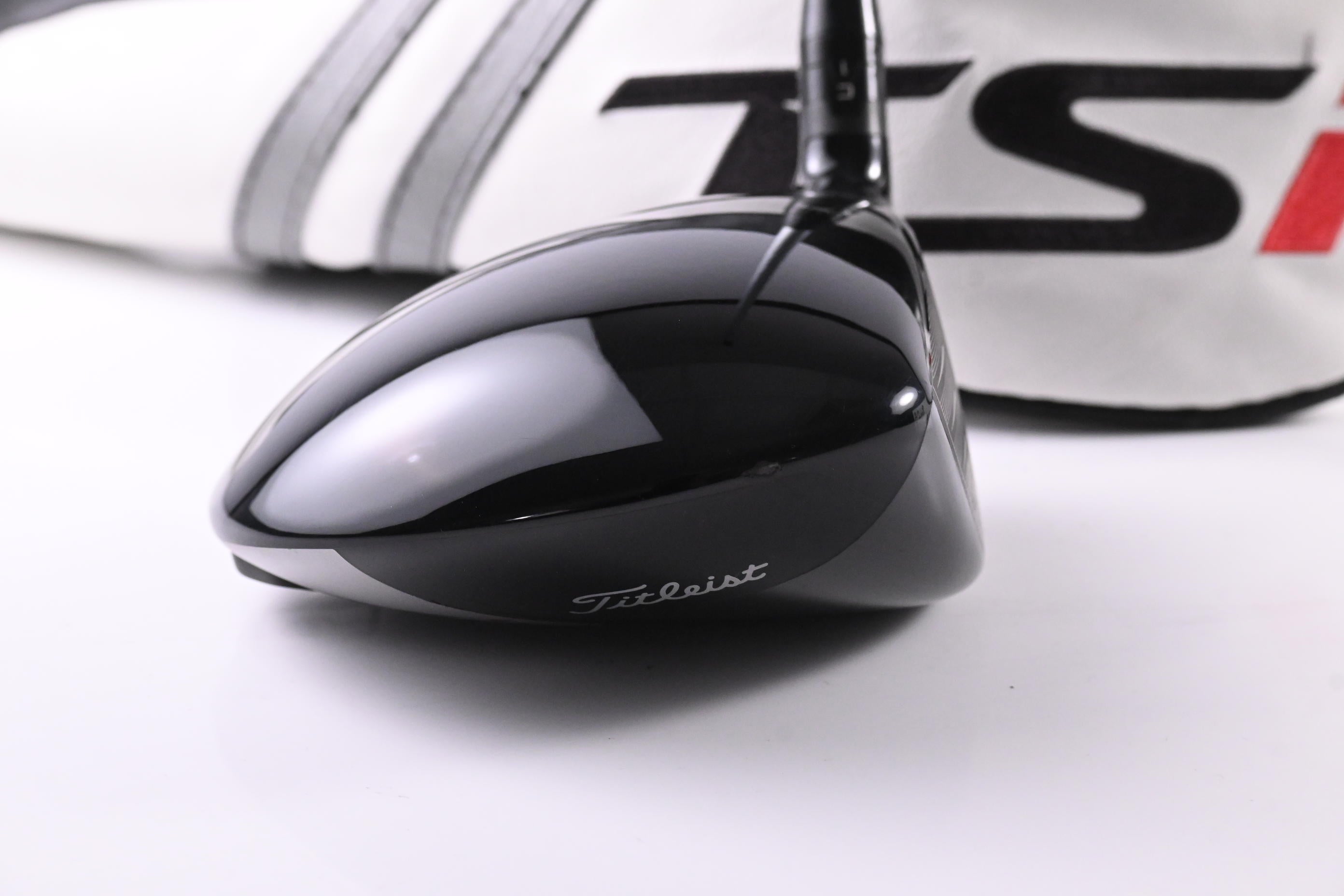 Titleist TSi1 Driver / 10 Degree / Regular Flex Fujikura Air Speeder 40 Shaft