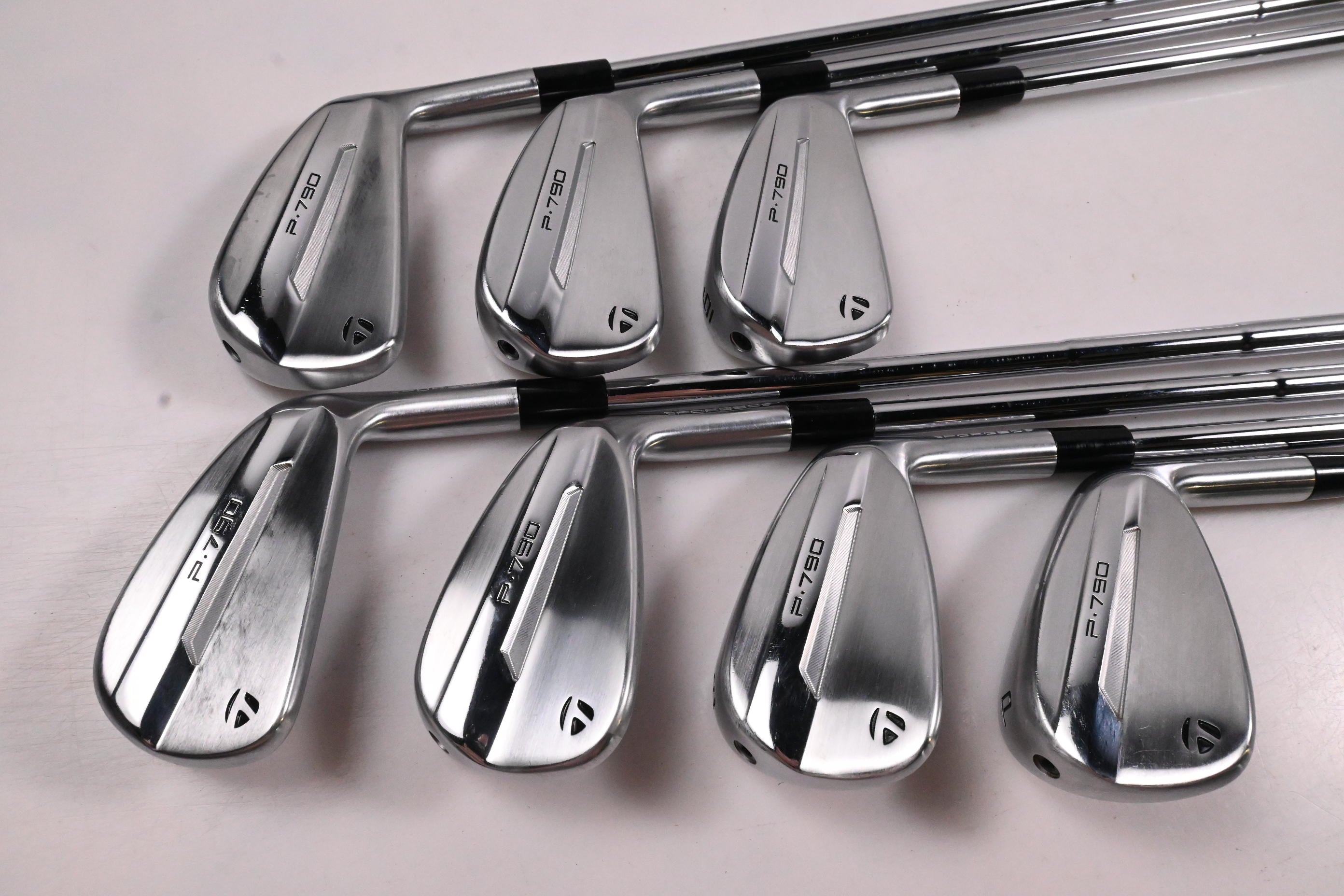 Taylormade P790 2025 Irons / 4-PW / Stiff Flex Dynamic Gold Mid 115 S300