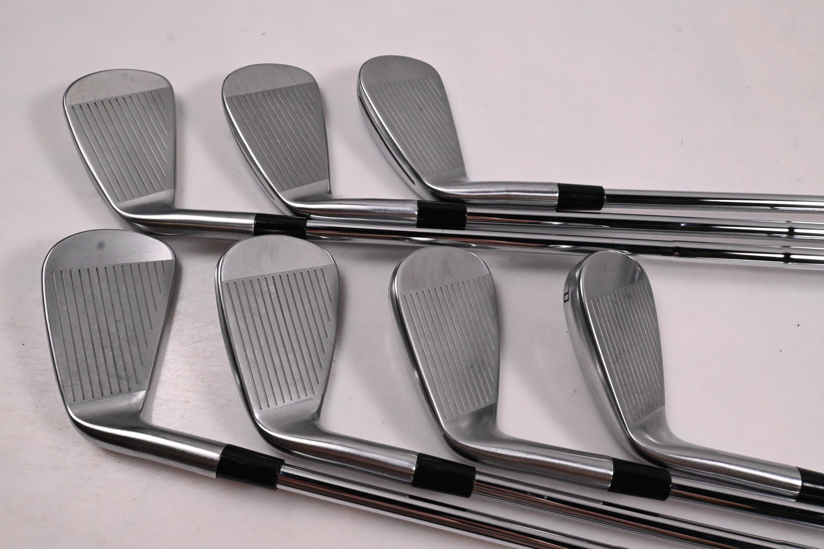 Taylormade P790 2025 Irons / 4-PW / Stiff Flex Dynamic Gold Mid 115 S300