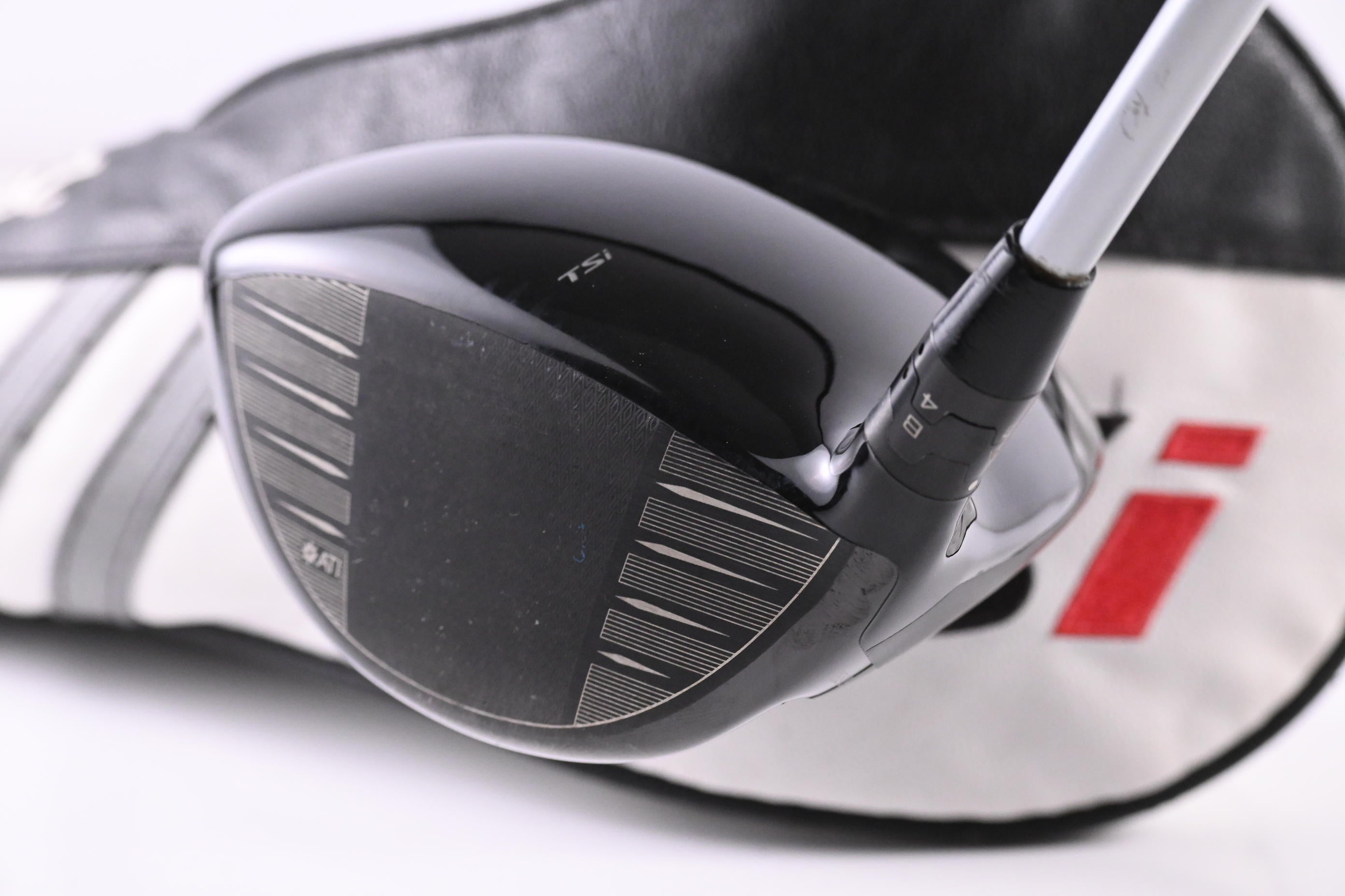 Titleist TSi1 Driver / 10 Degree / Regular Flex Fujikura Air Speeder 40 Shaft