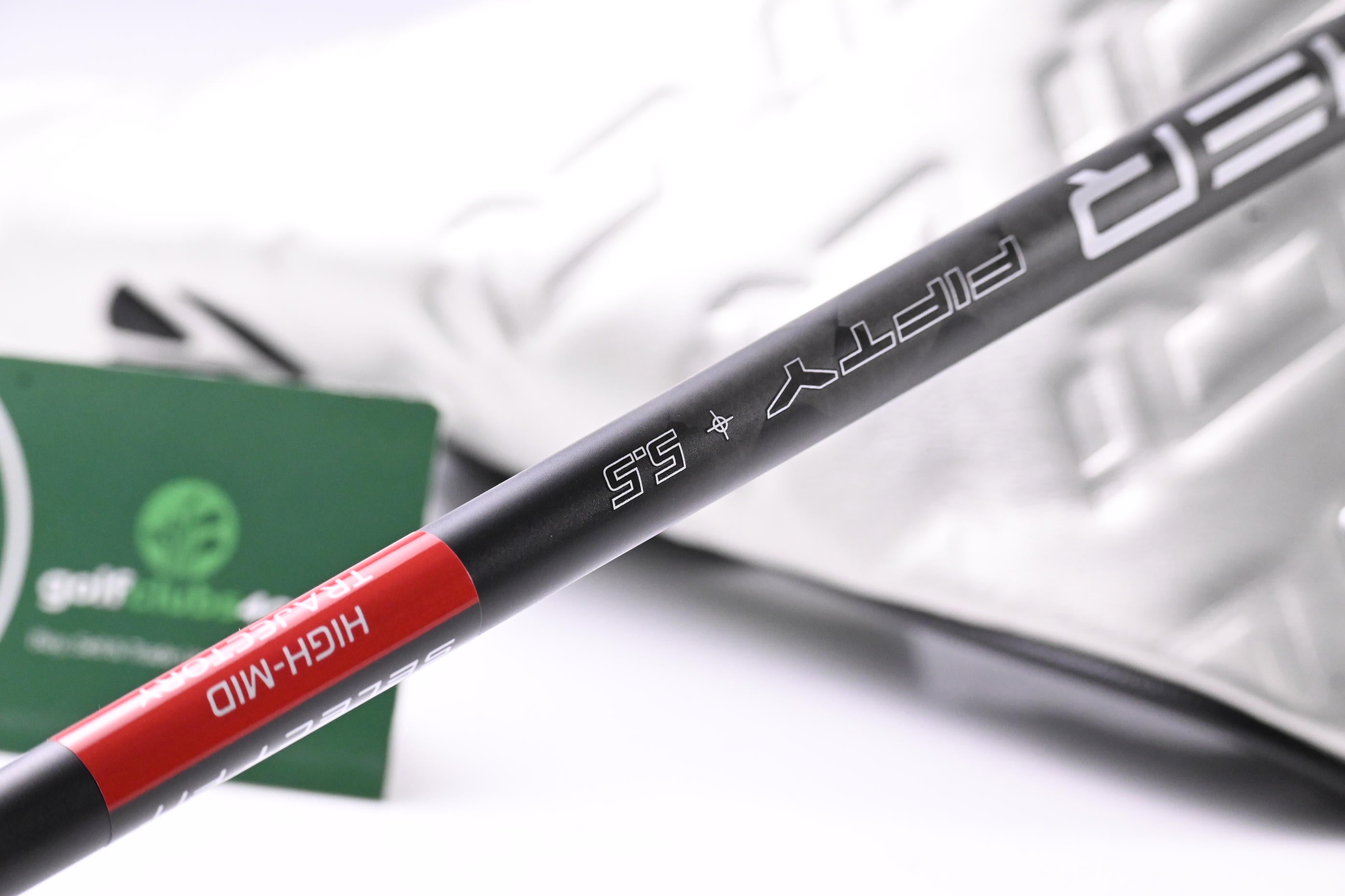 Taylormade Qi35 Driver / 9 Degree / Regular Flex Cypher 2.0 50 Shaft