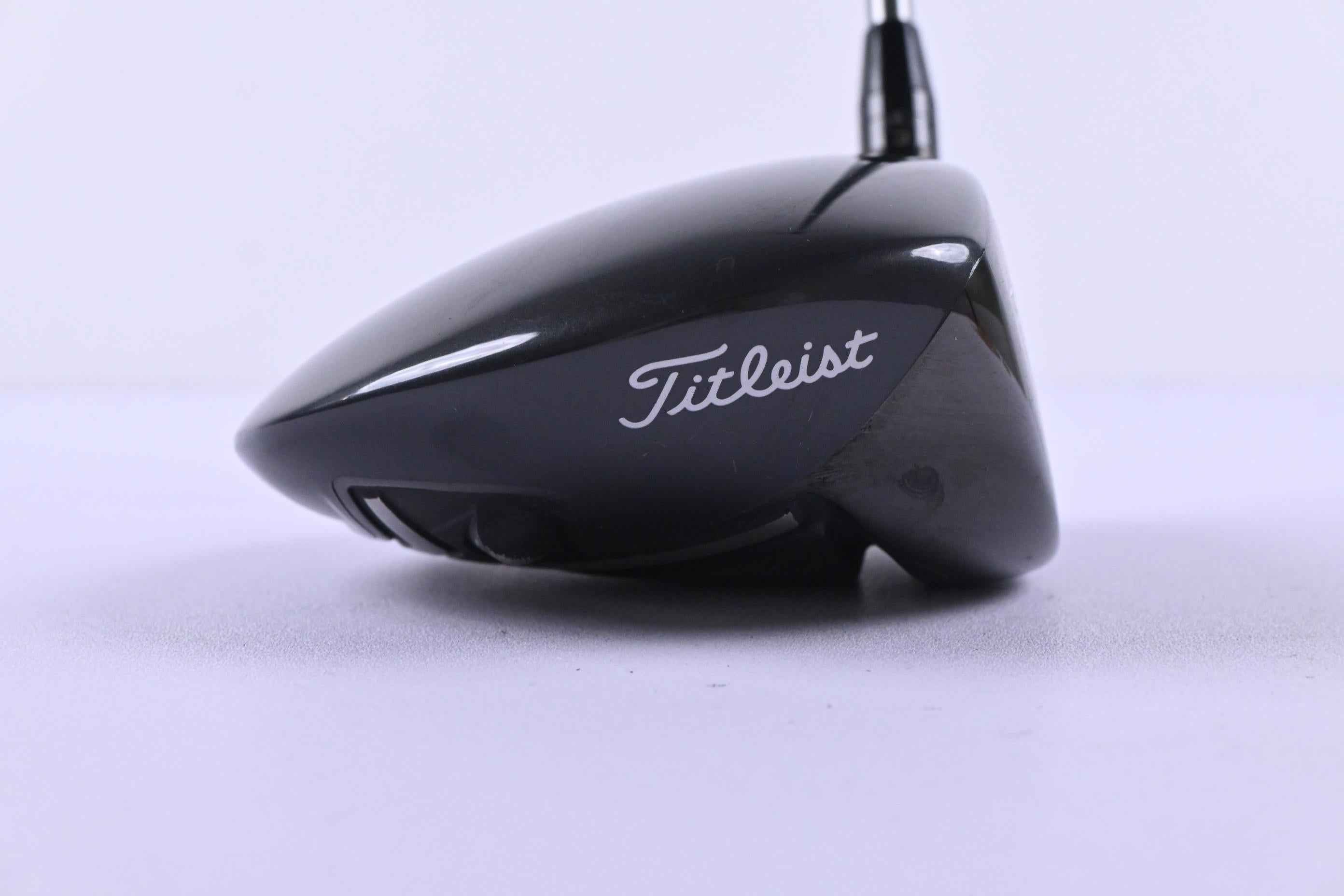 Titleist 917 D2 Driver / 9.5 Degree / Stiff Flex Aldila Rogue M-AX Low 65 Shaft