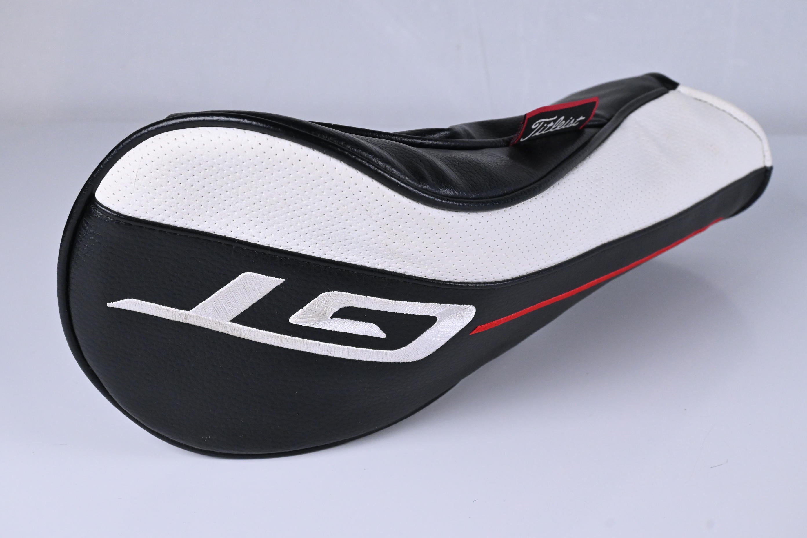 Titleist GT2 Driver / 9 Degree / Regular Flex Tensei AV Blue 55 Shaft