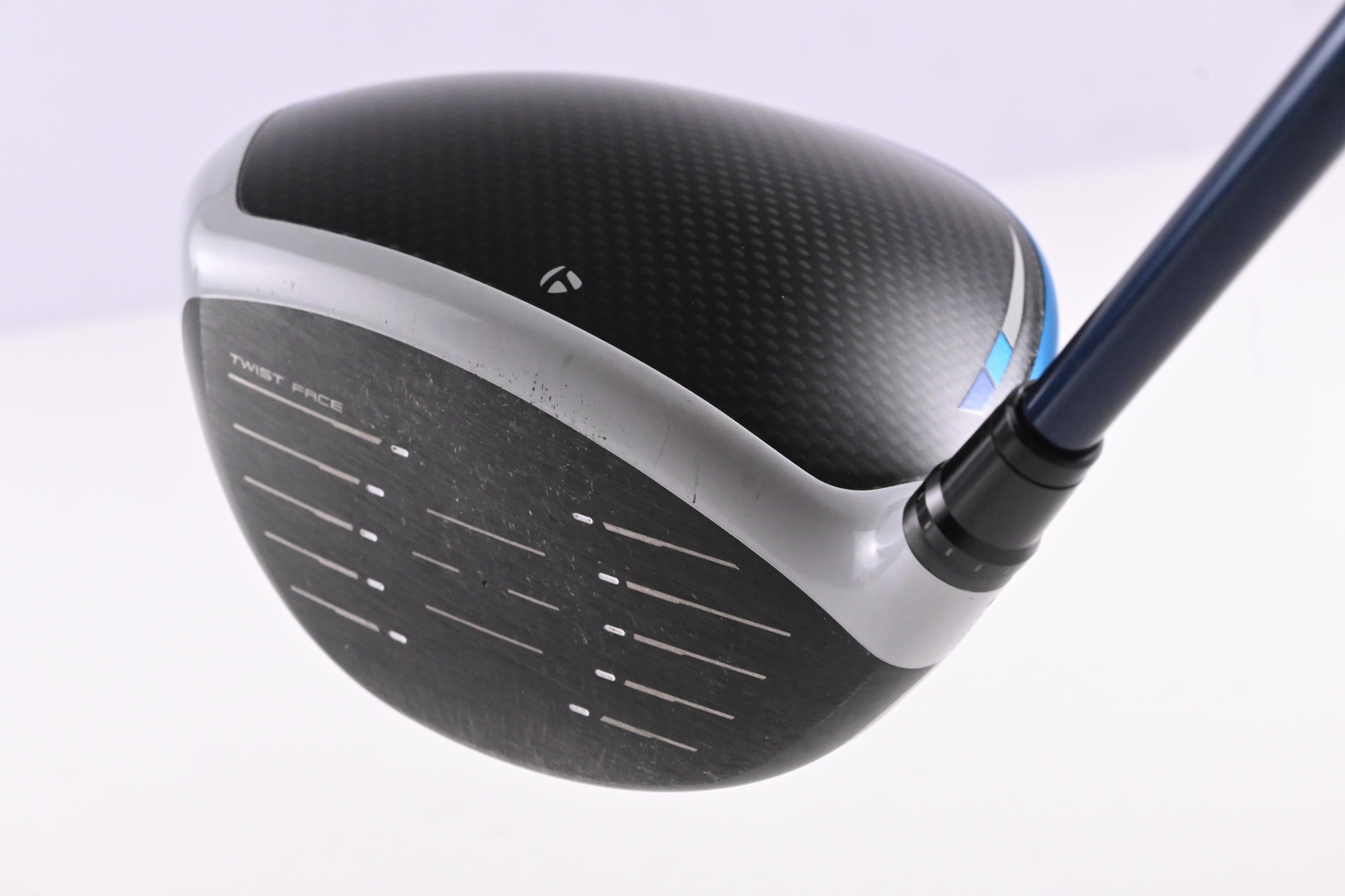 Taylormade SIM2 Max D Driver / 10.5 Degree / Regular Flex Ventus Blue 5 Shaft