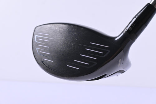 Titleist 917 D2 Driver / 9.5 Degree / Stiff Flex Aldila Rogue M-AX Low 65 Shaft