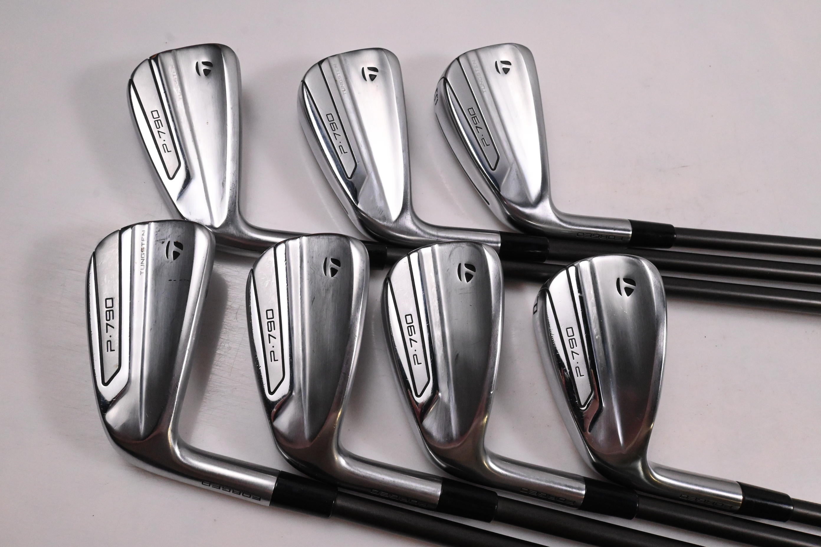 Left Hand Taylormade P790 2019 Irons / 4-PW / Regular Flex UST Recoil ES760