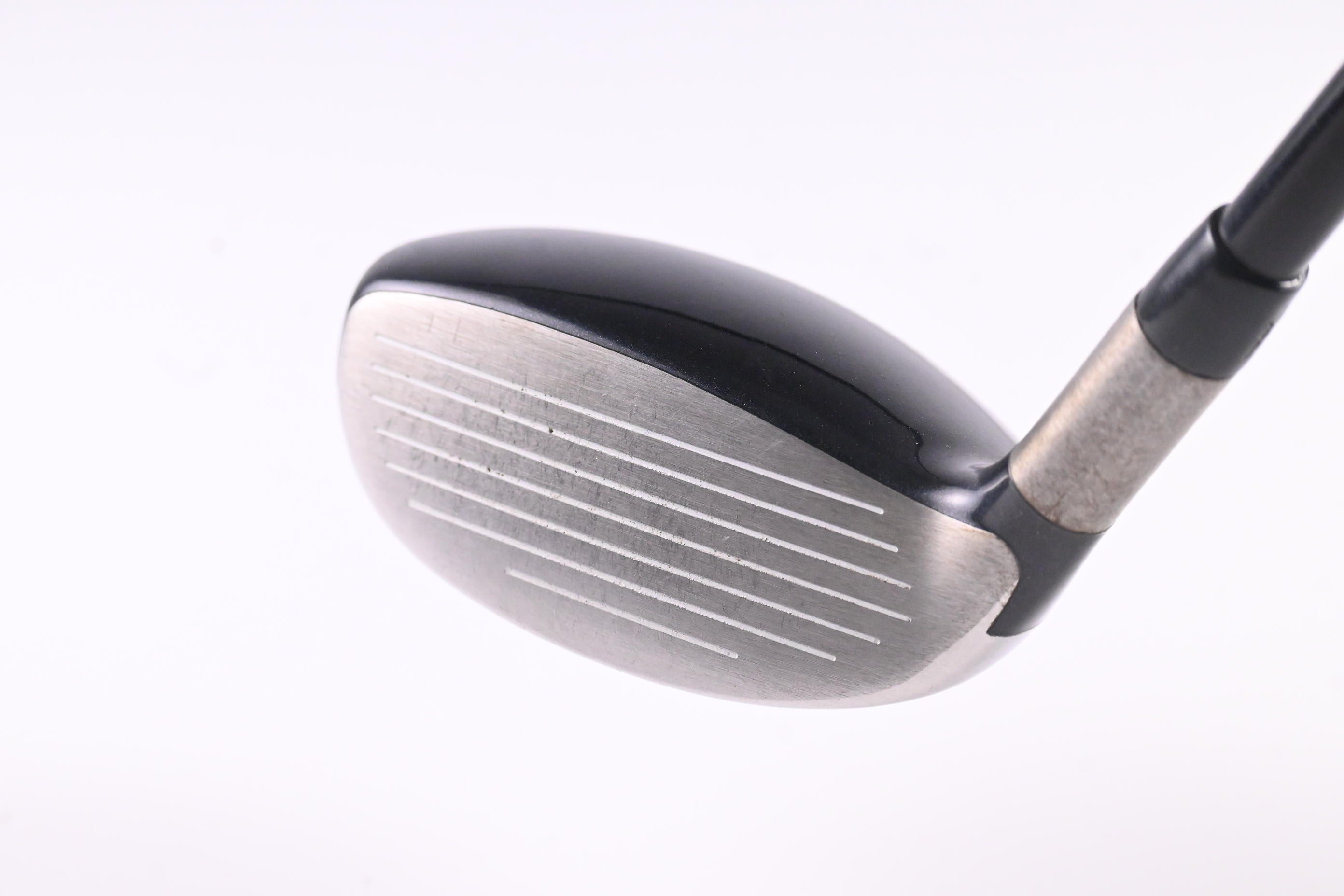 Titleist 909H #3 Hybrid / 19 Degree / Stiff Flex Aldila VooDoo Shaft