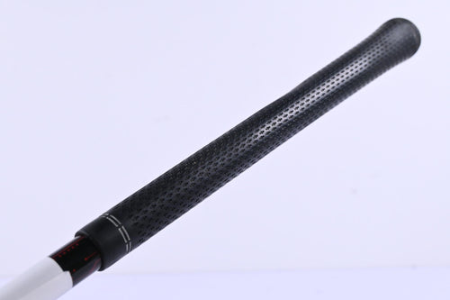 Titleist 917 D2 Driver / 9.5 Degree / Stiff Flex Aldila Rogue M-AX Low 65 Shaft