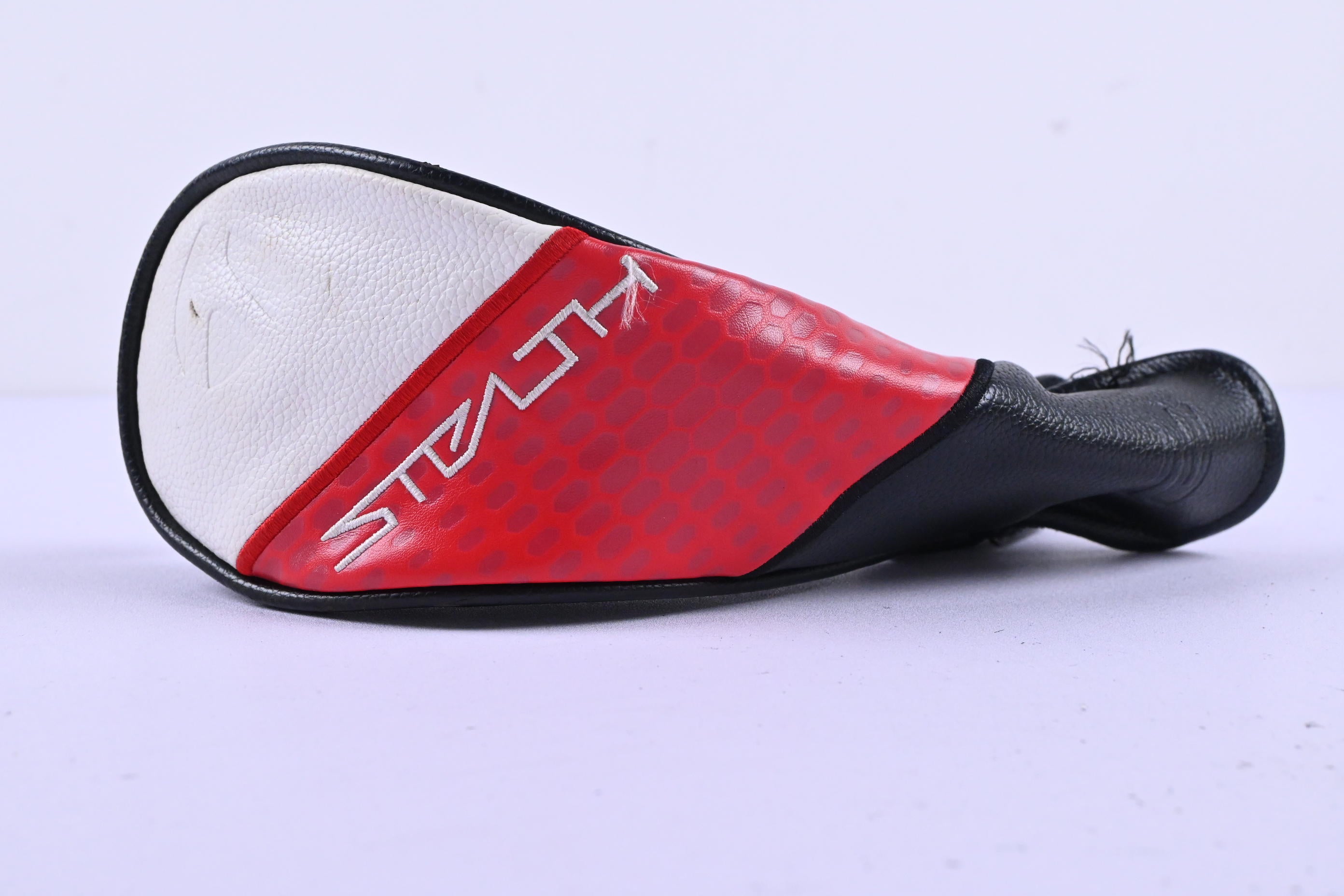 Taylormade Stealth 2 #4 Hybrid / 22 Degree / Stiff Flex Fujikura Ventus Red TR 7
